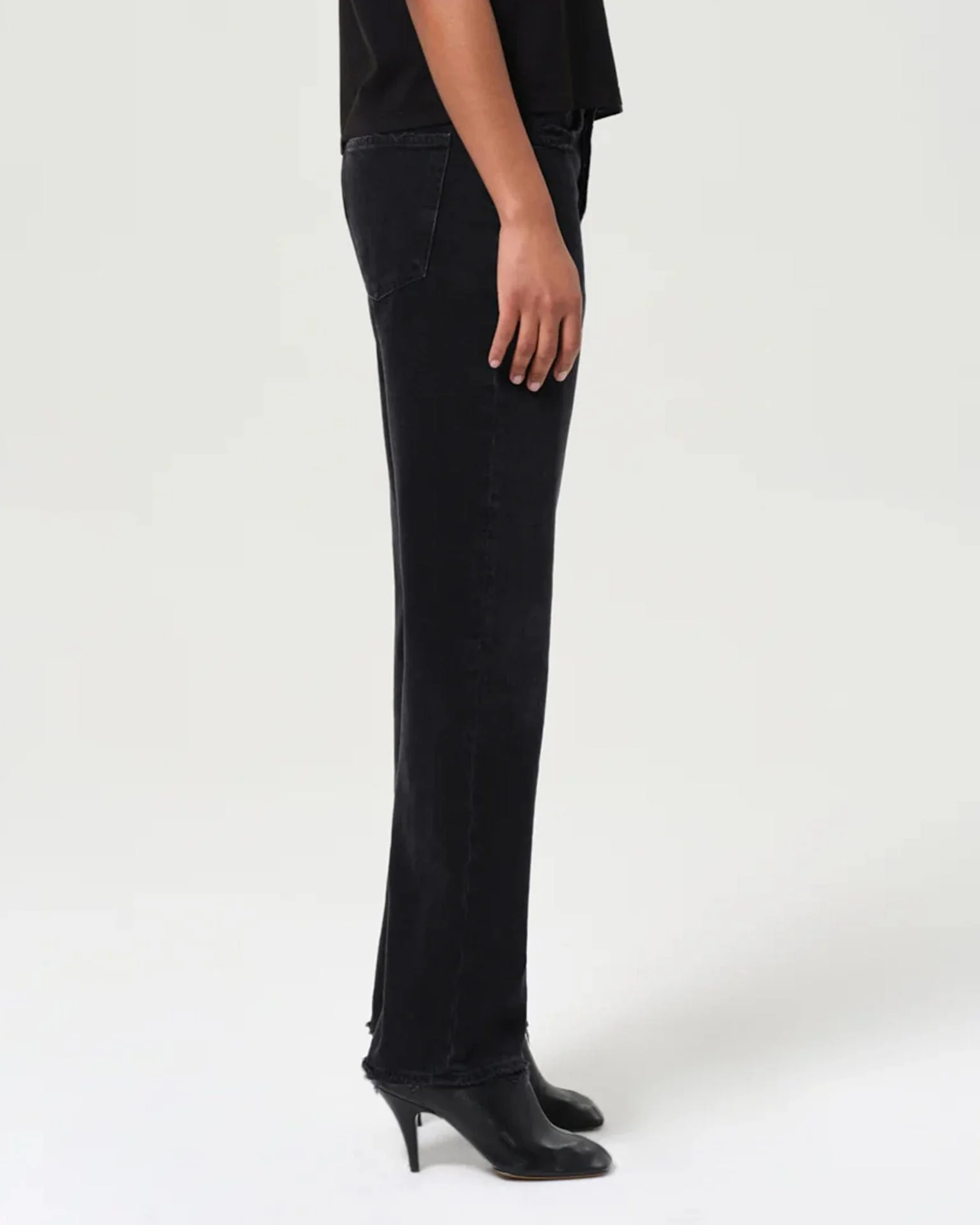 90s Jean in Tar - Image 4