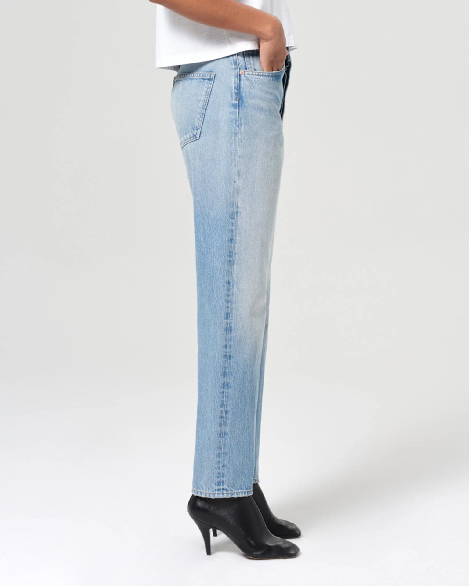 90s Jean in Vault - Image 4