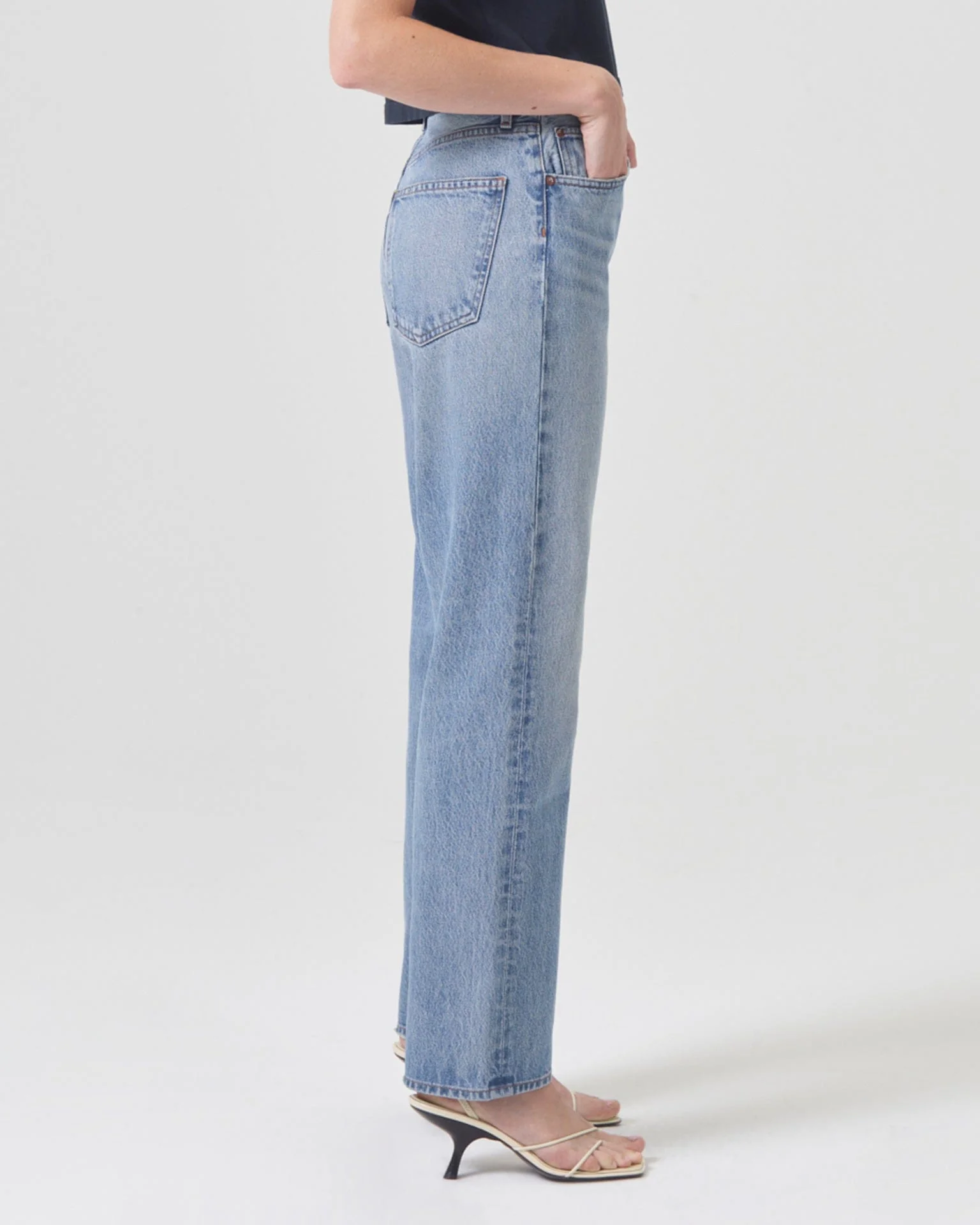 90s Pinch Waist in Infinite - Image 4