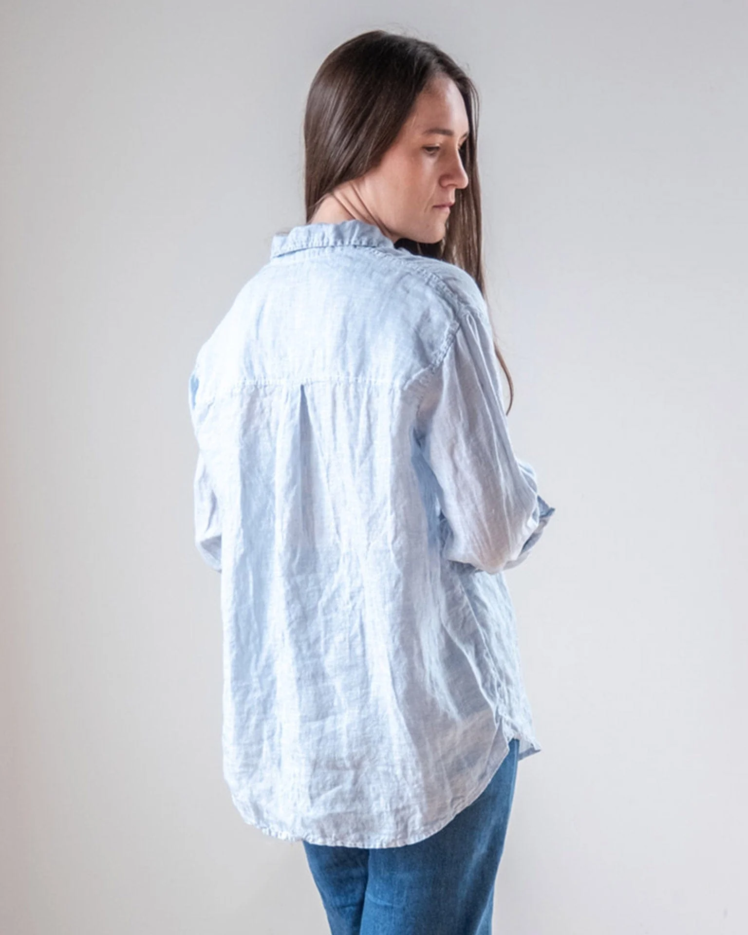 Alix Top in Aqua Chambray Linen - Image 5