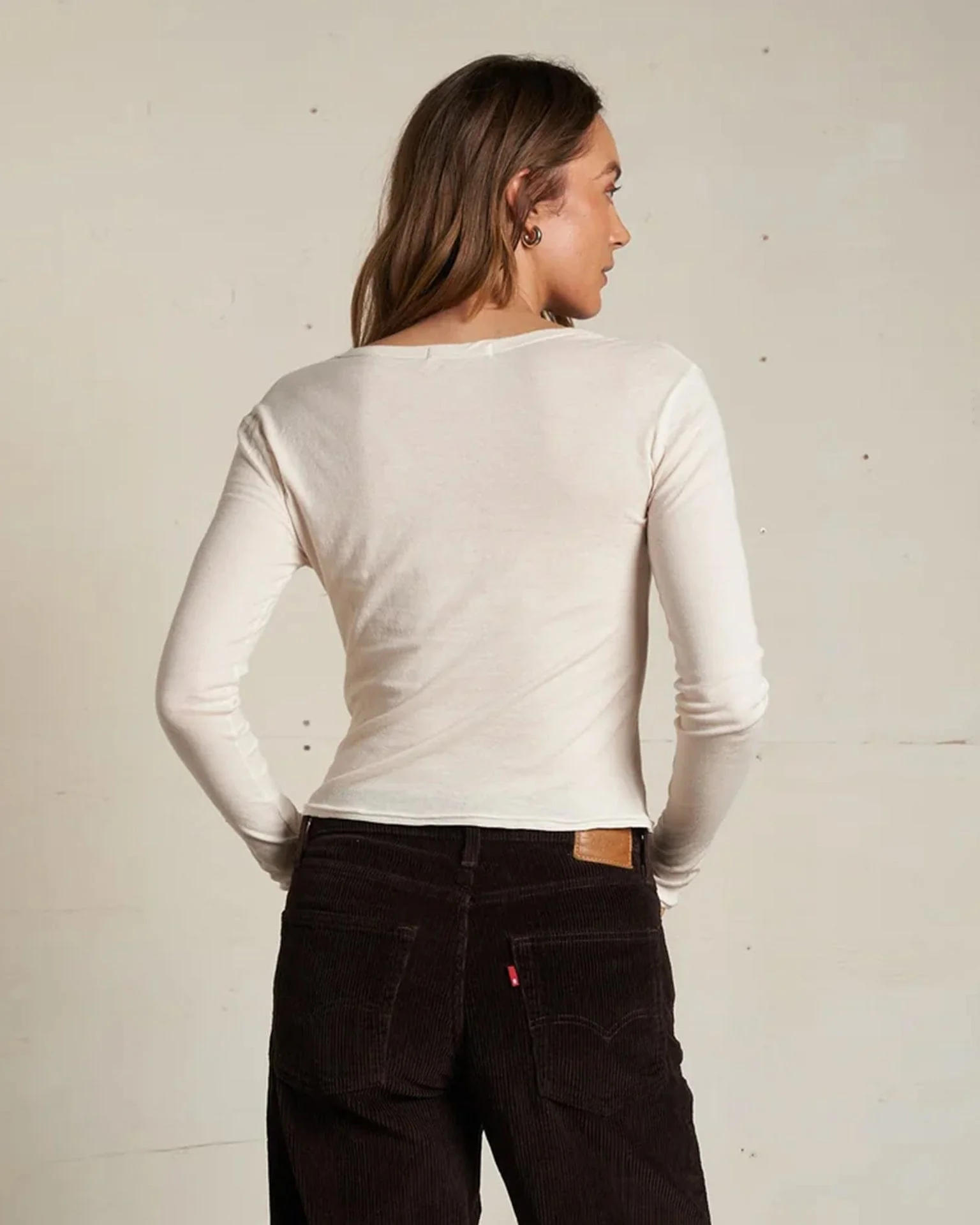 Angie Lt French Jersey Scoop L/S in Sugar - Image 3