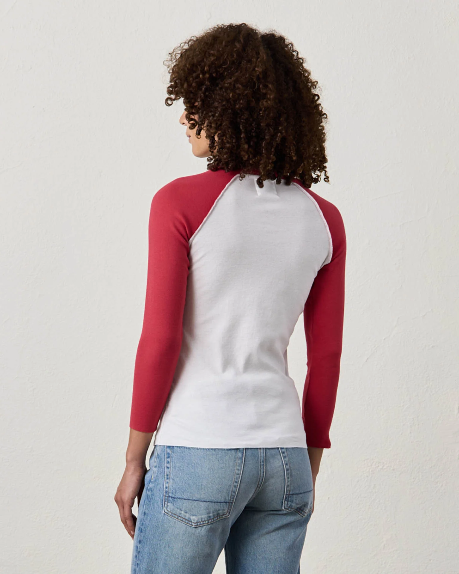 Aria Fitted Baby Rib Raglan Tee in White/Crimson - Image 3