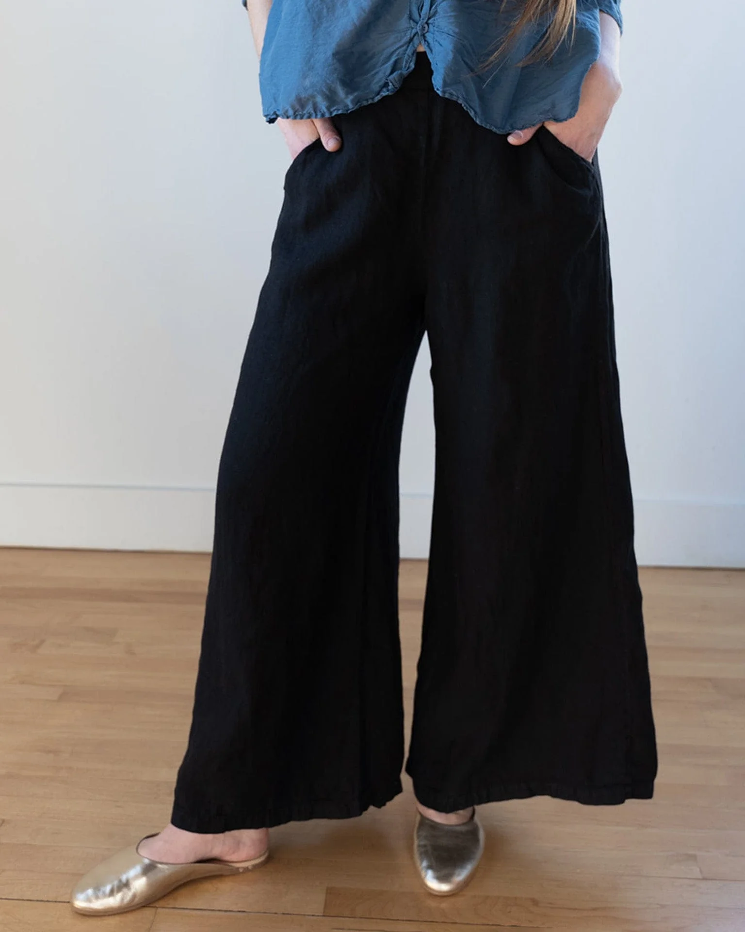 Becca Wide Leg Pant in Black Linen Twill