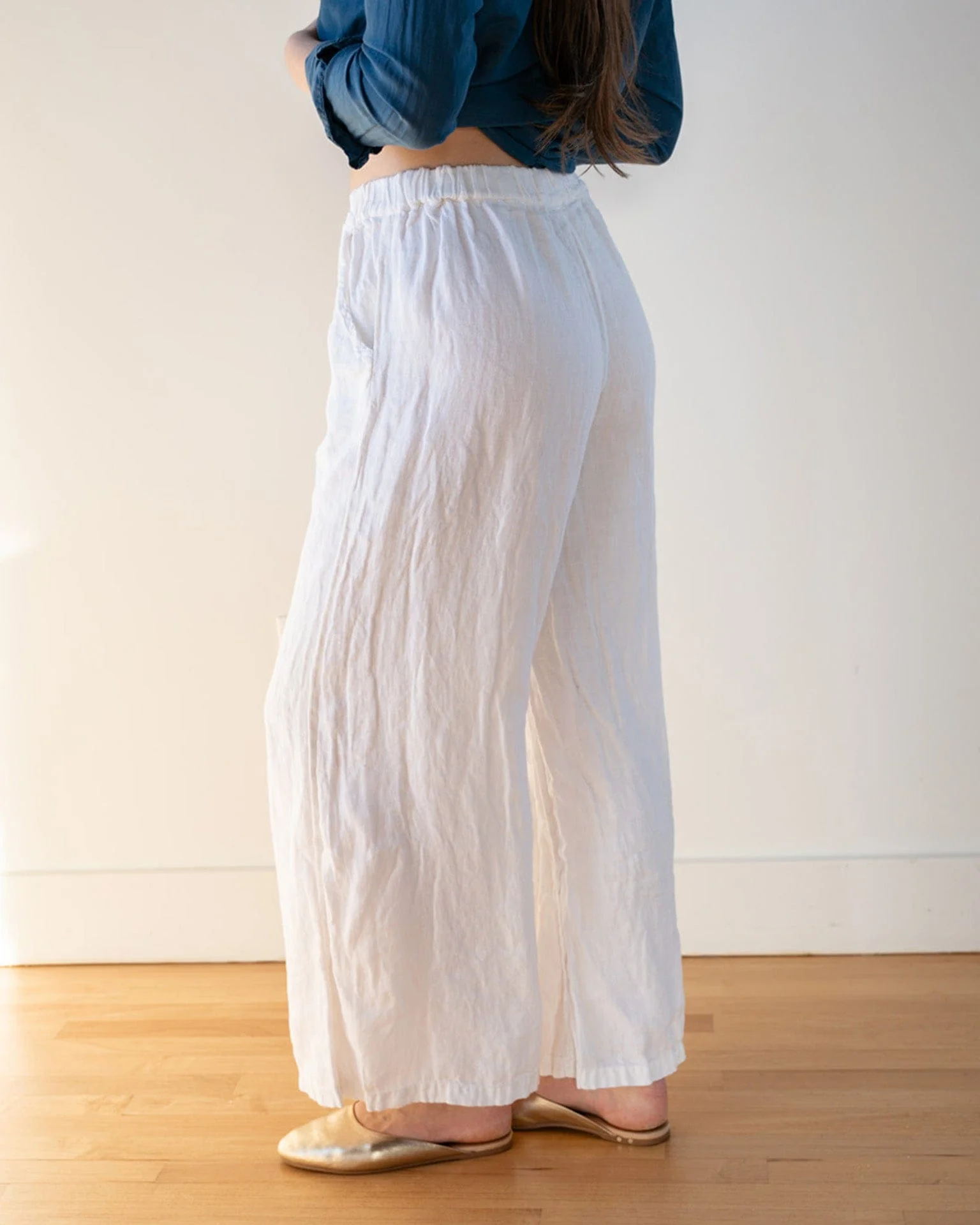 Becca Wide Leg Pant in White Linen Twill - Image 3
