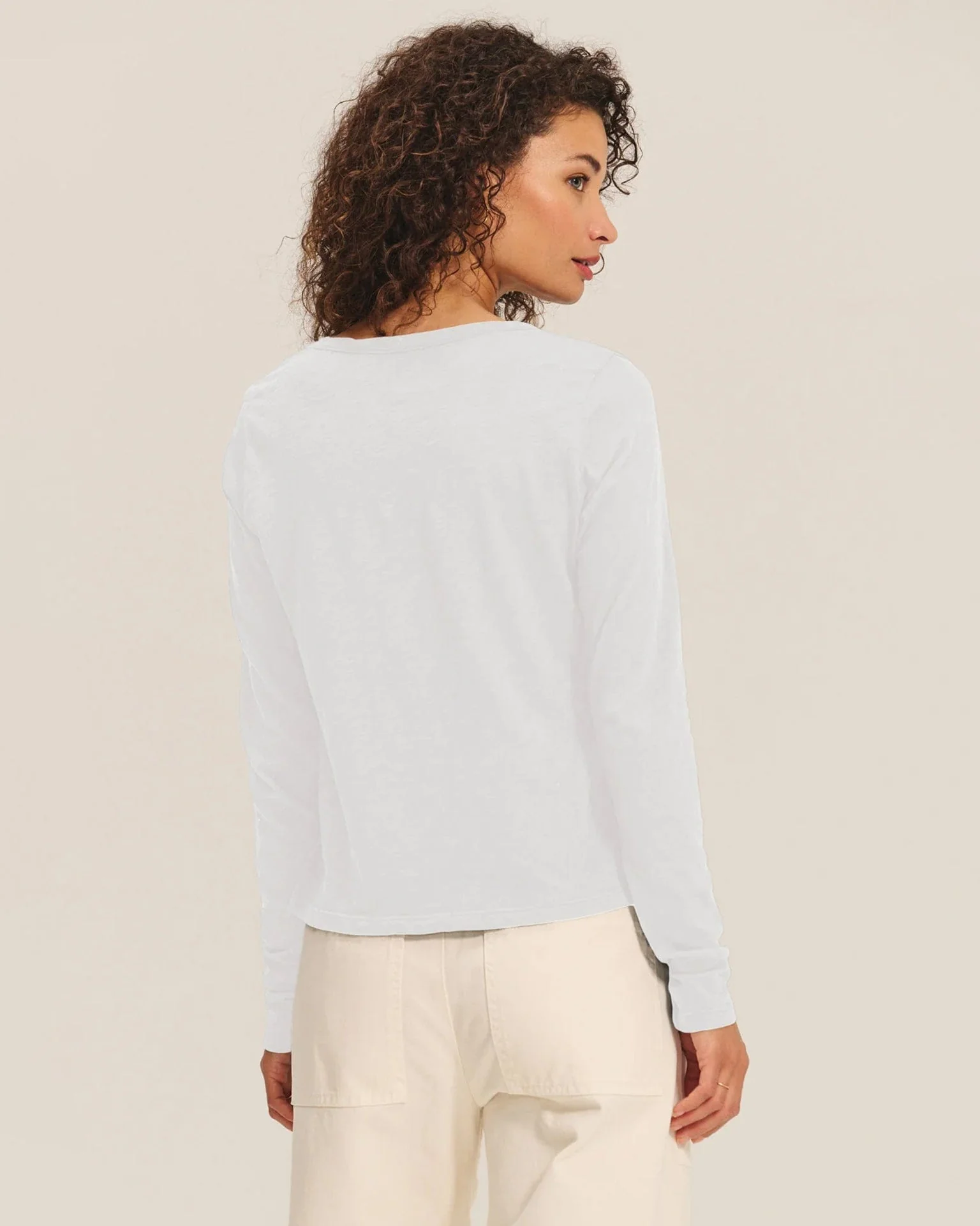 Becky Long Sleeve Scoop Neck Top in White - Image 2