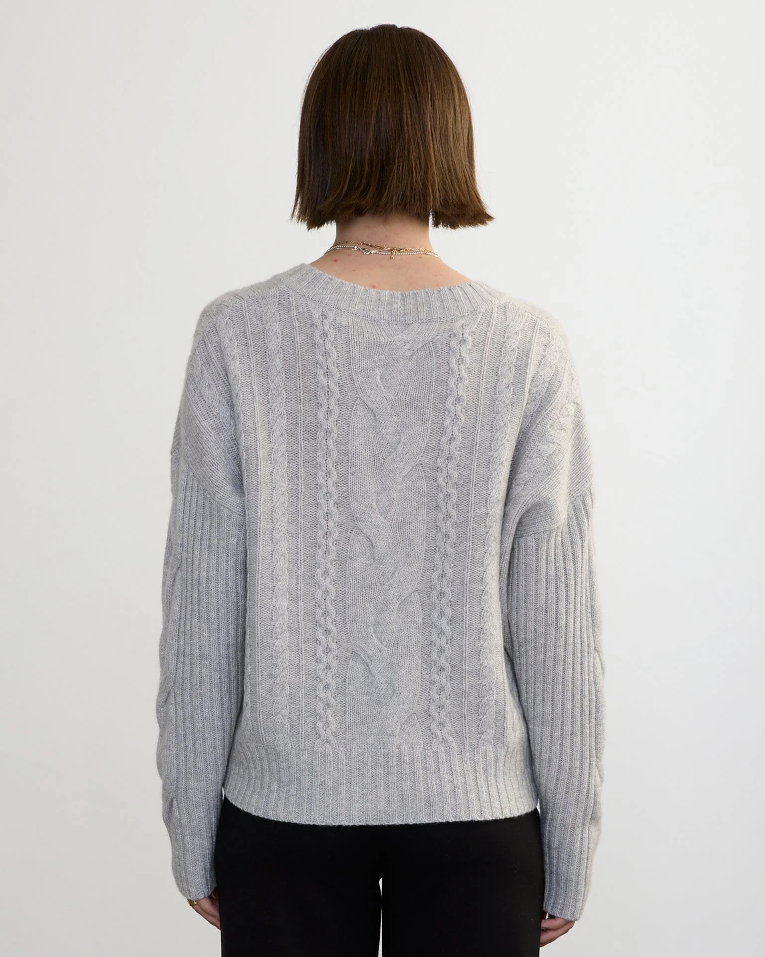 Bianca Cable Vee in Fog - Image 4