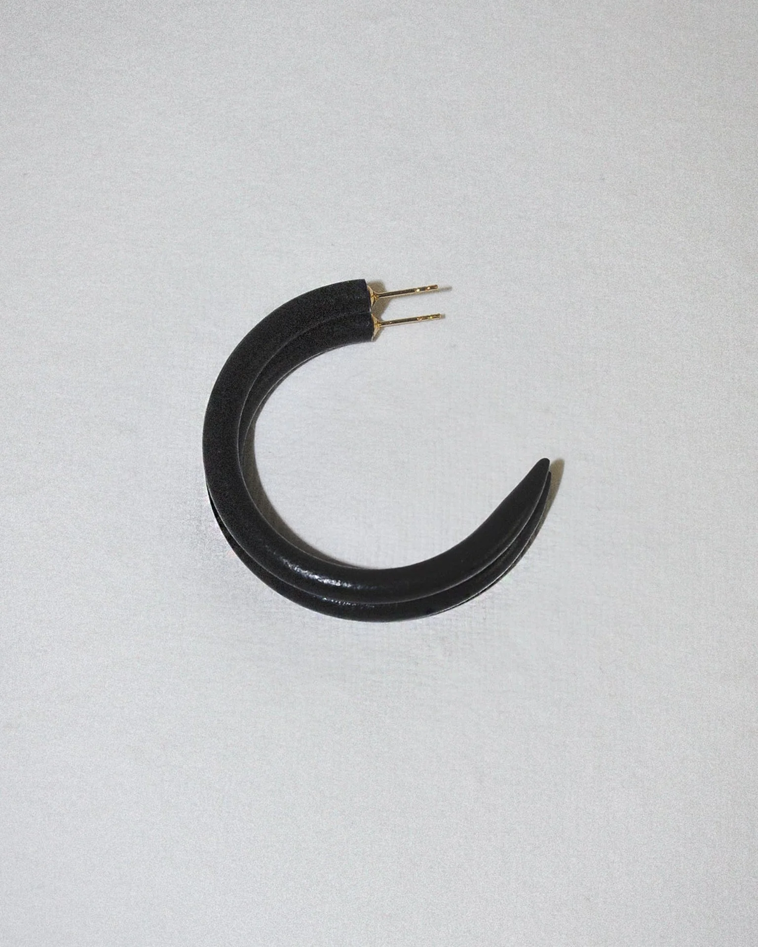 C Hoop in Small in Midnight Panther