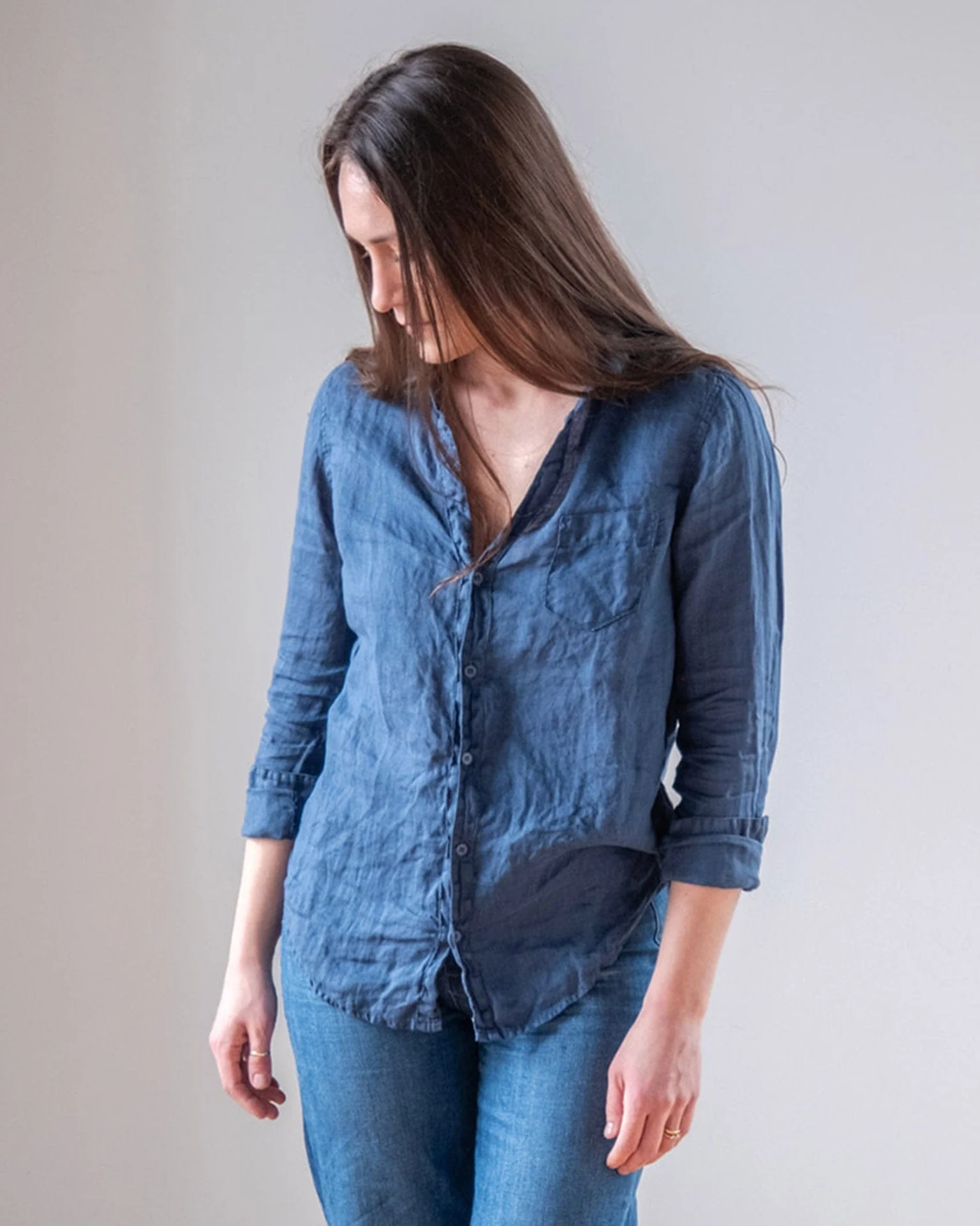 Carrie Fitted Blouse in Moonlit Ocean Linen