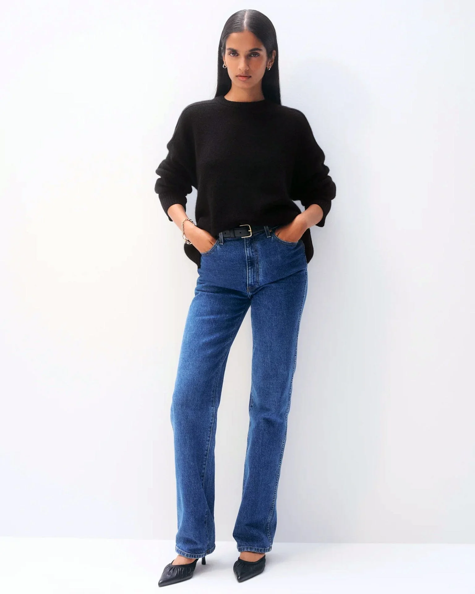 Cashmere Saddle Sleeve Crewneck in Black - Image 2