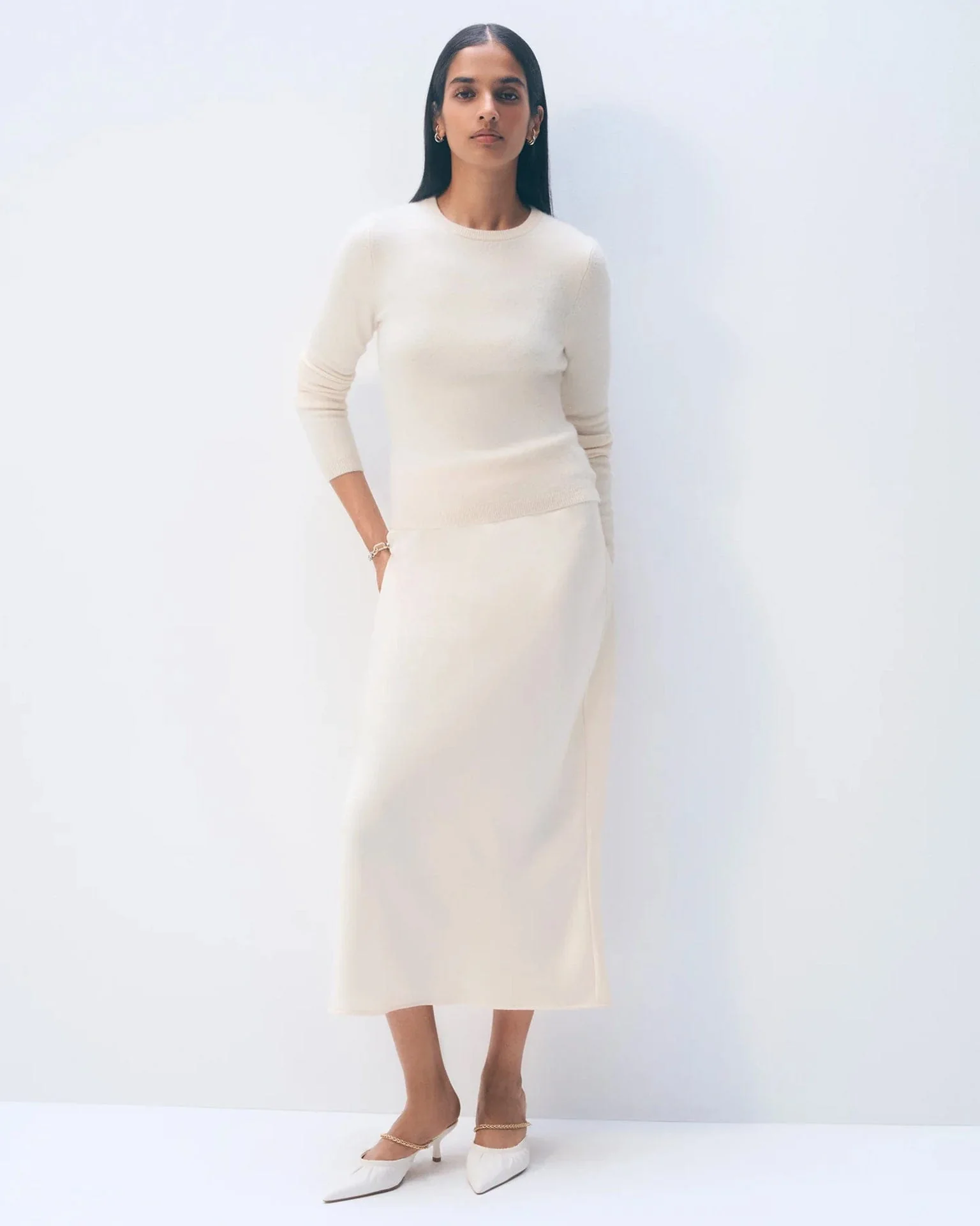 Cashmere Slim Stretch Crew in Soft White - Image 2