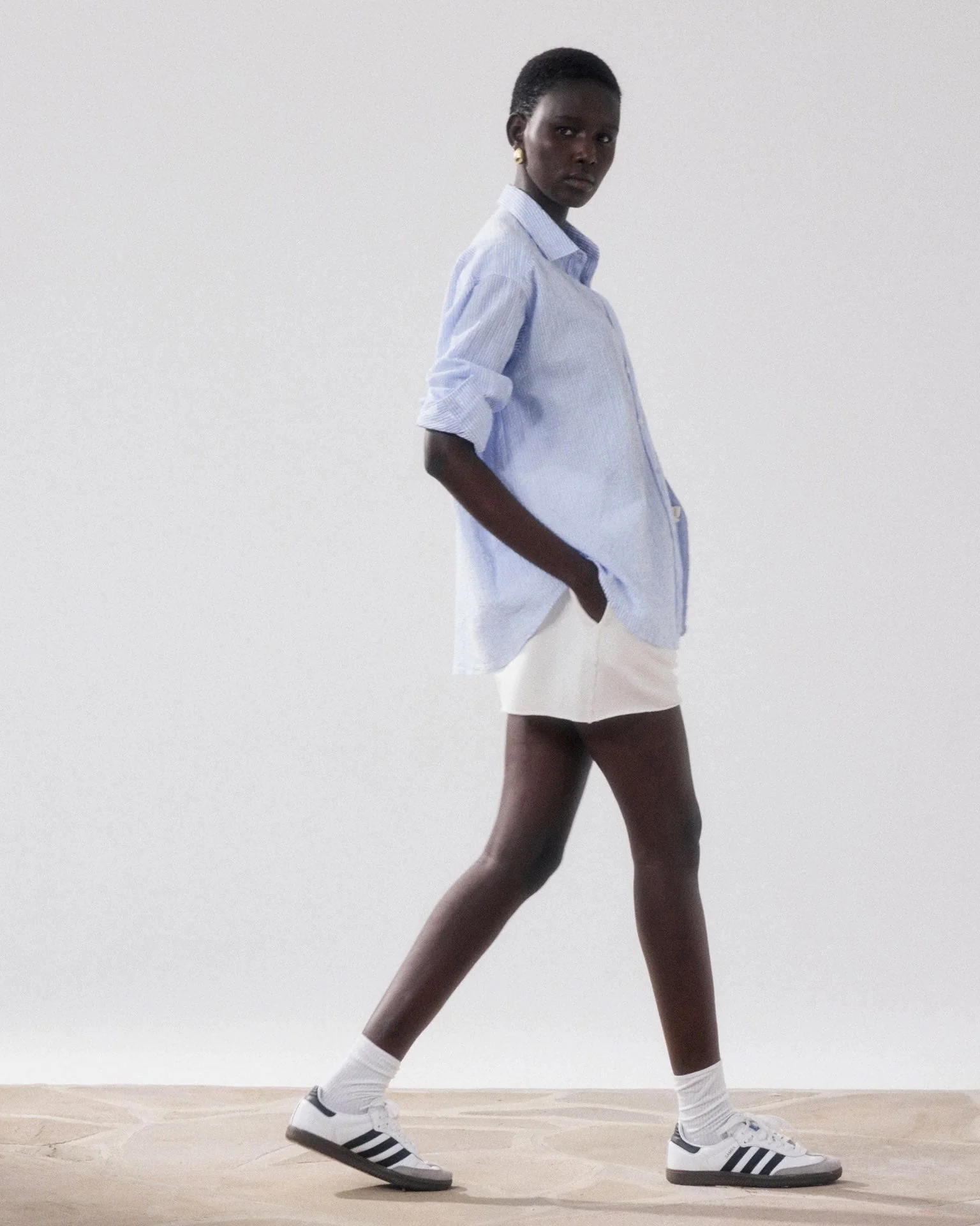Charlot Shirt in White & Blue - Image 2