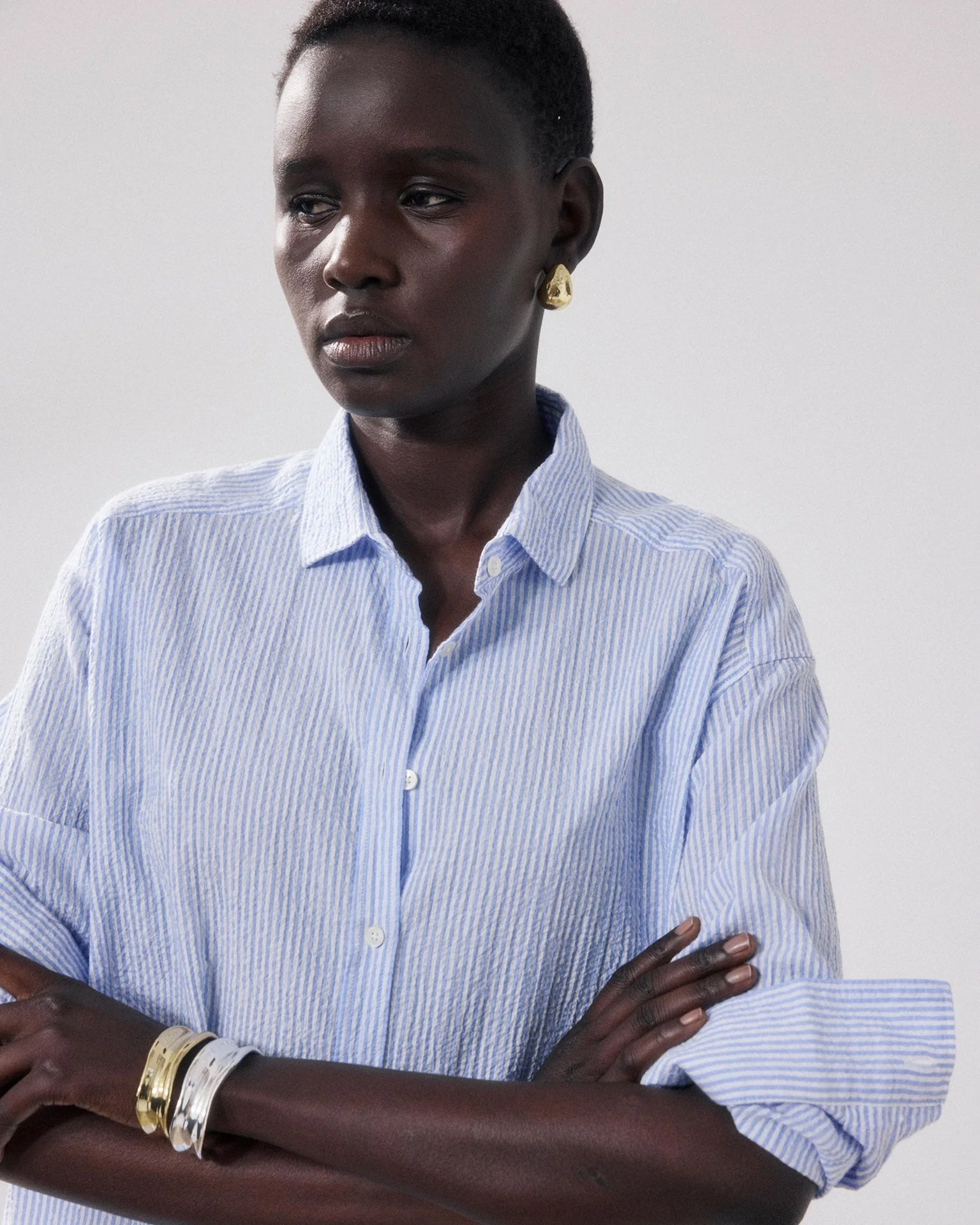 Charlot Shirt in White & Blue - Image 3