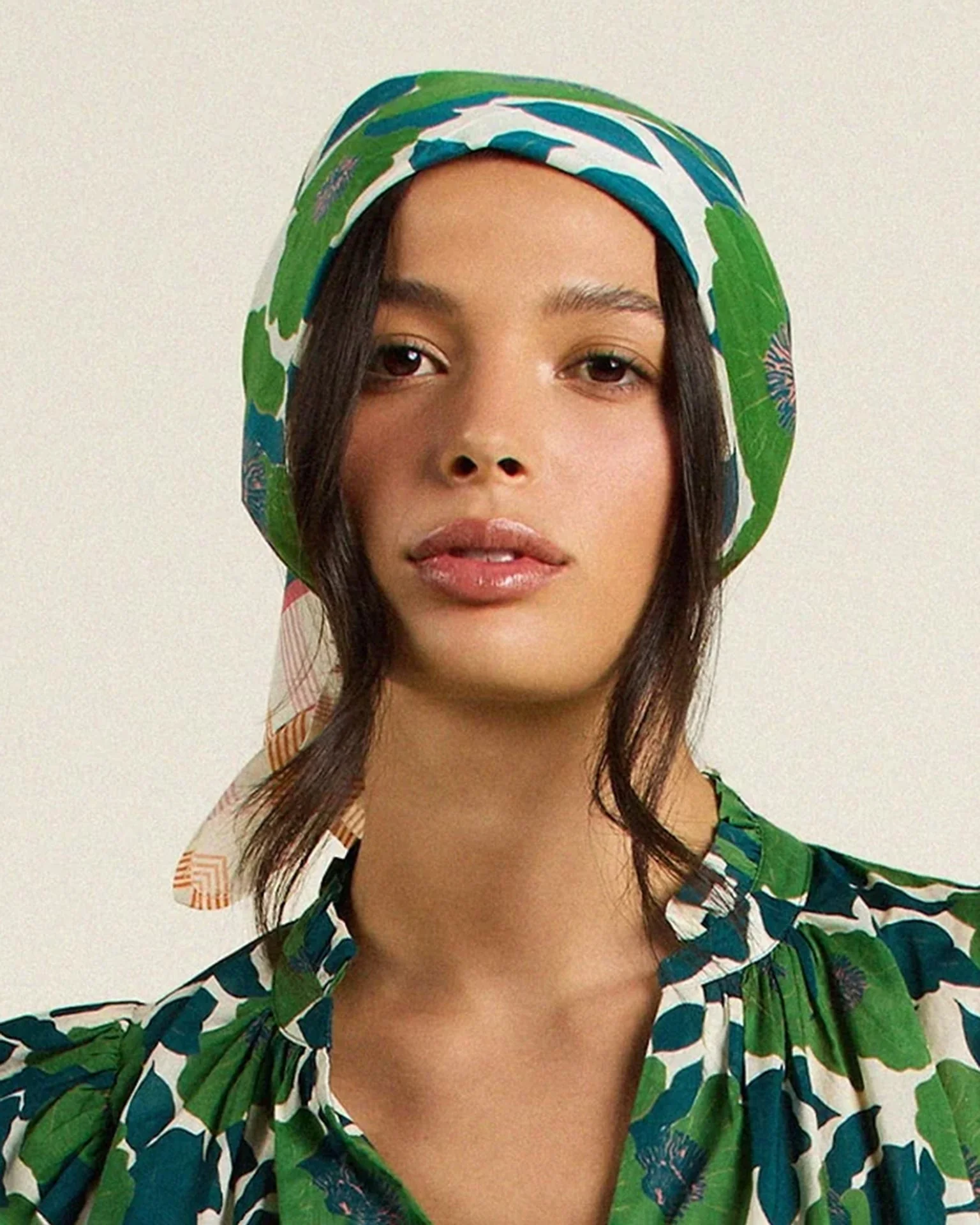 Charlotte Scarf in Vega Floral - Image 2