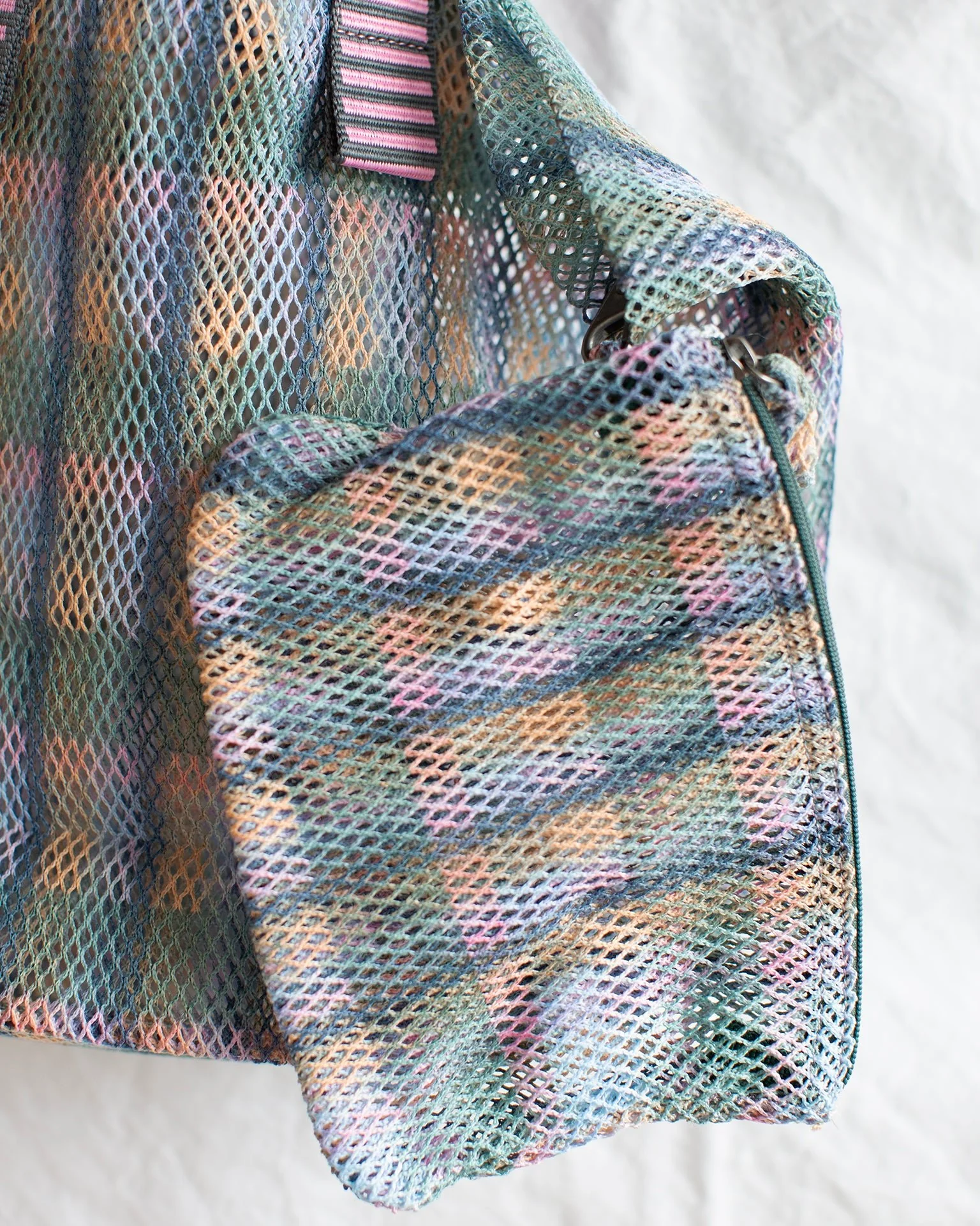 Check Small Tote in Pink - Image 3