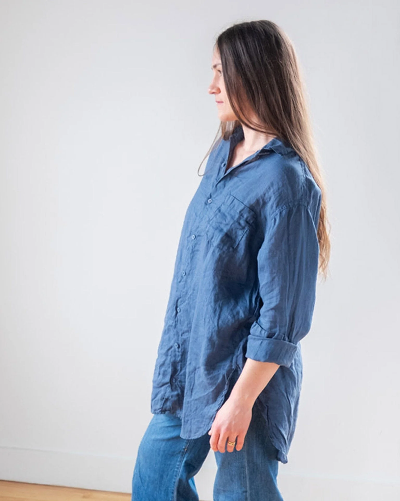 Ciel Tunic Blouse in Moonlit Ocean Linen - Image 4