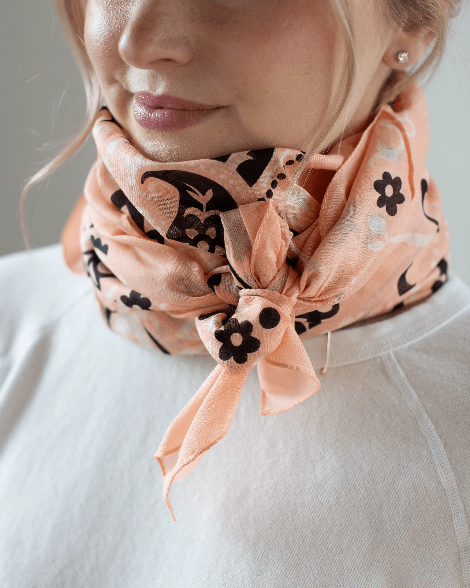 Classic Cotton Bandana in Coral Pink - Image 4