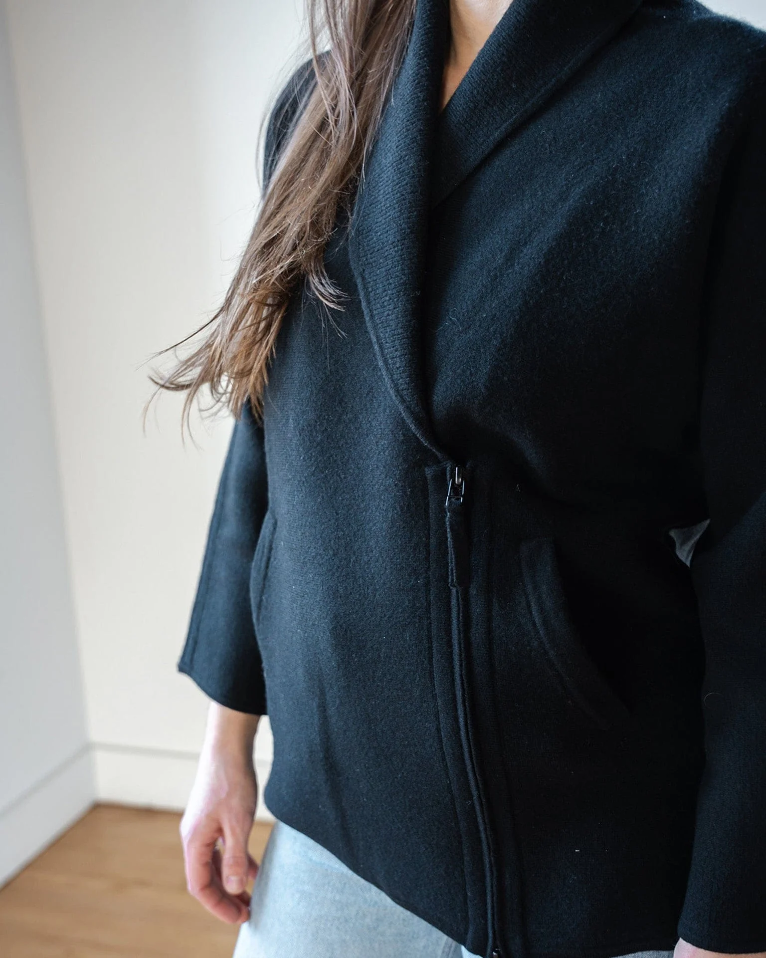 Claude Jacket in Black - Image 2