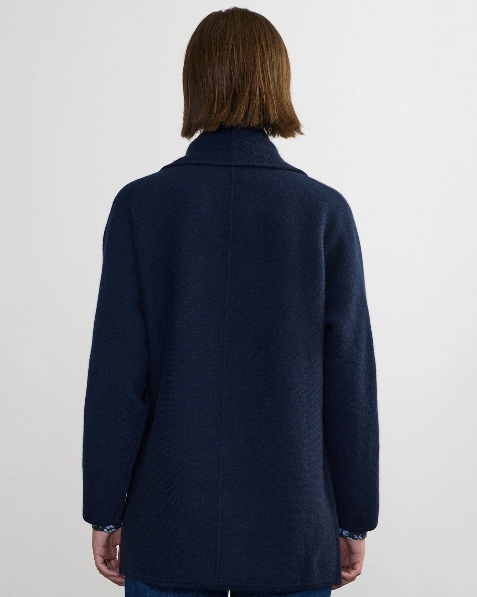 Claude Jacket in Navy - Image 4