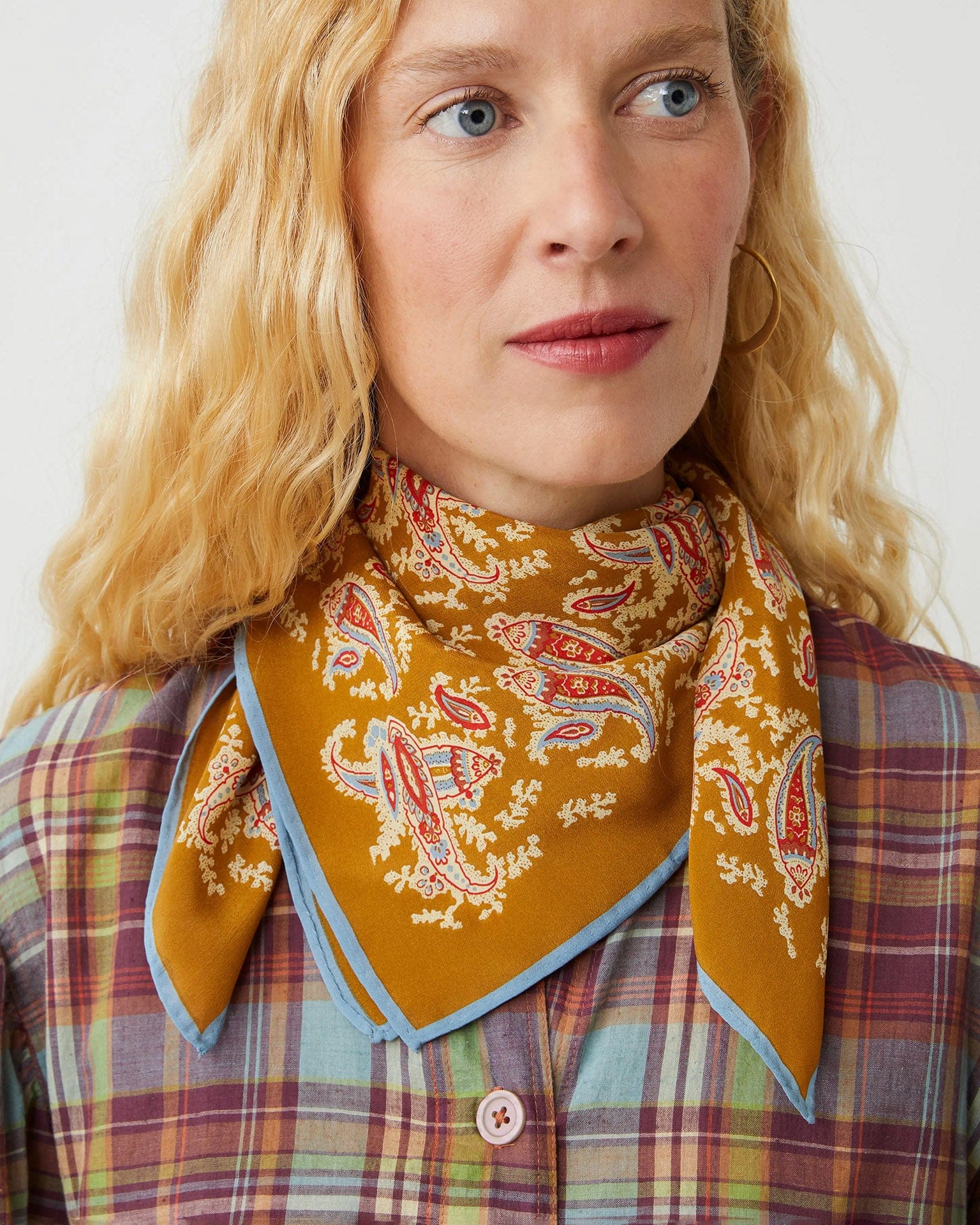 Colibri Scarf No 763 in Mineral