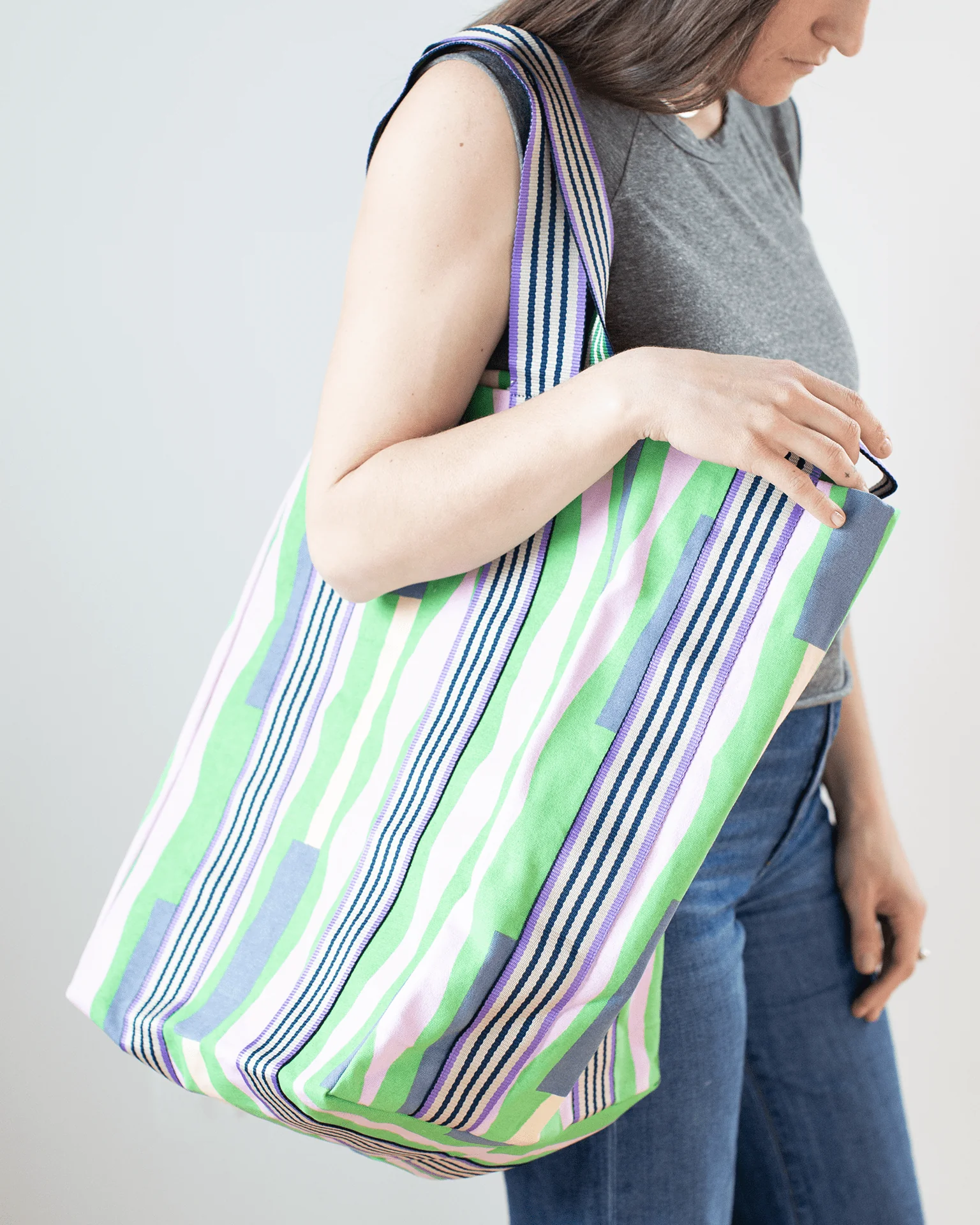 Cotton Bag in Green - Large - Image 2