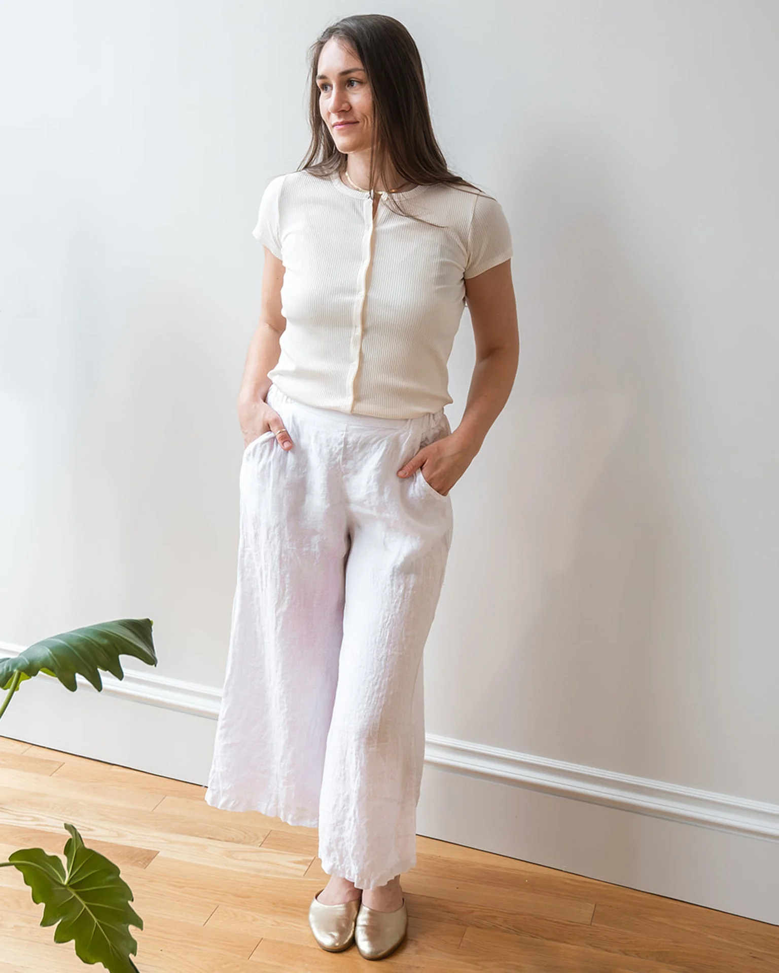 Cropped Becca Wide Leg Pant in White Linen - Image 2