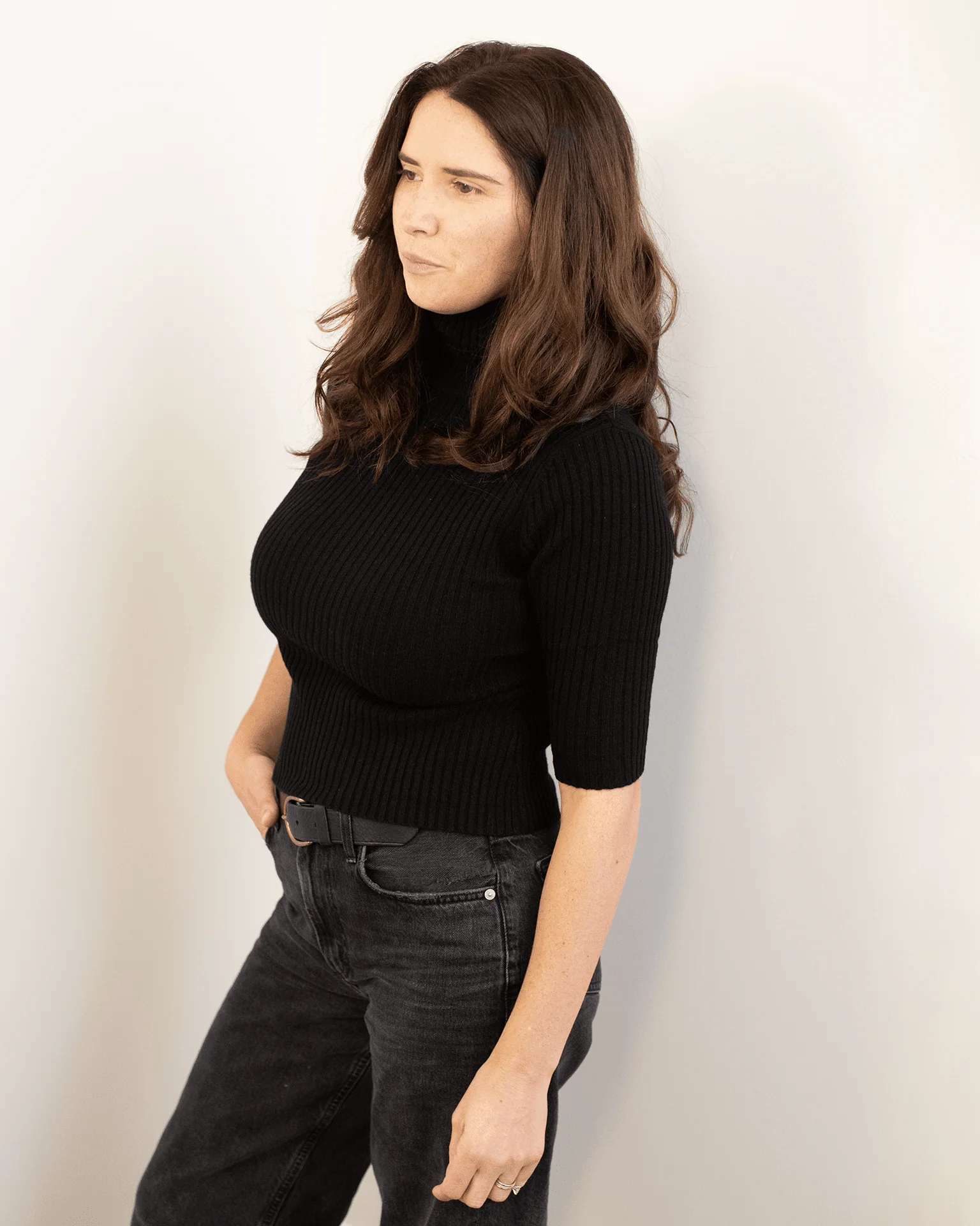 Cropped Elbow Sleeve Rib Turtleneck in Black - Image 2