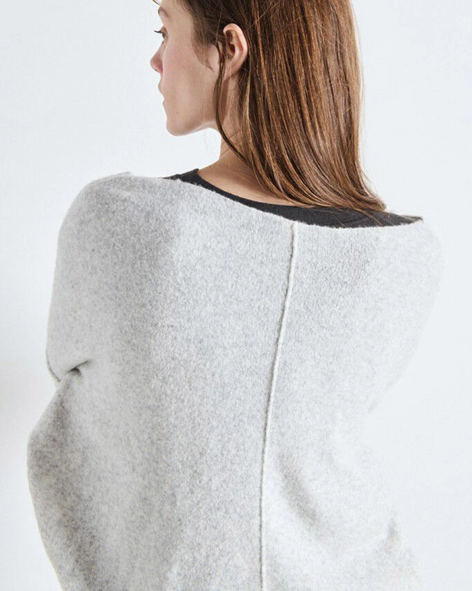 Damsville Boatneck Sweater in Gris Chine - Image 4