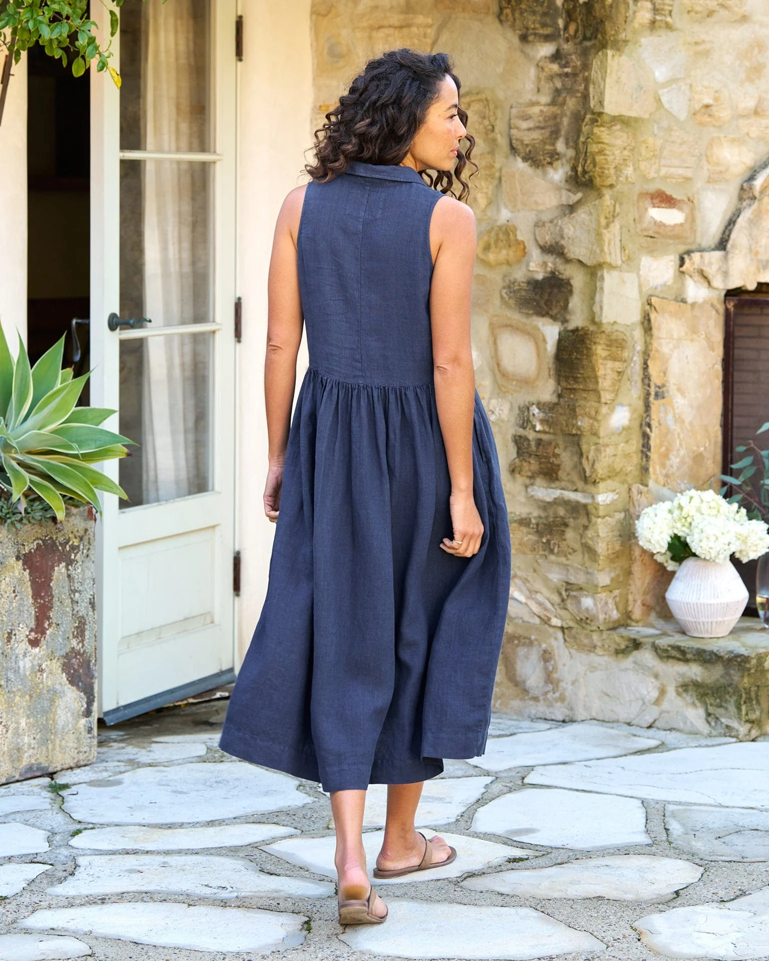 Daphne Popover Sleeveless Shirtdress in Navy Linen - Image 3