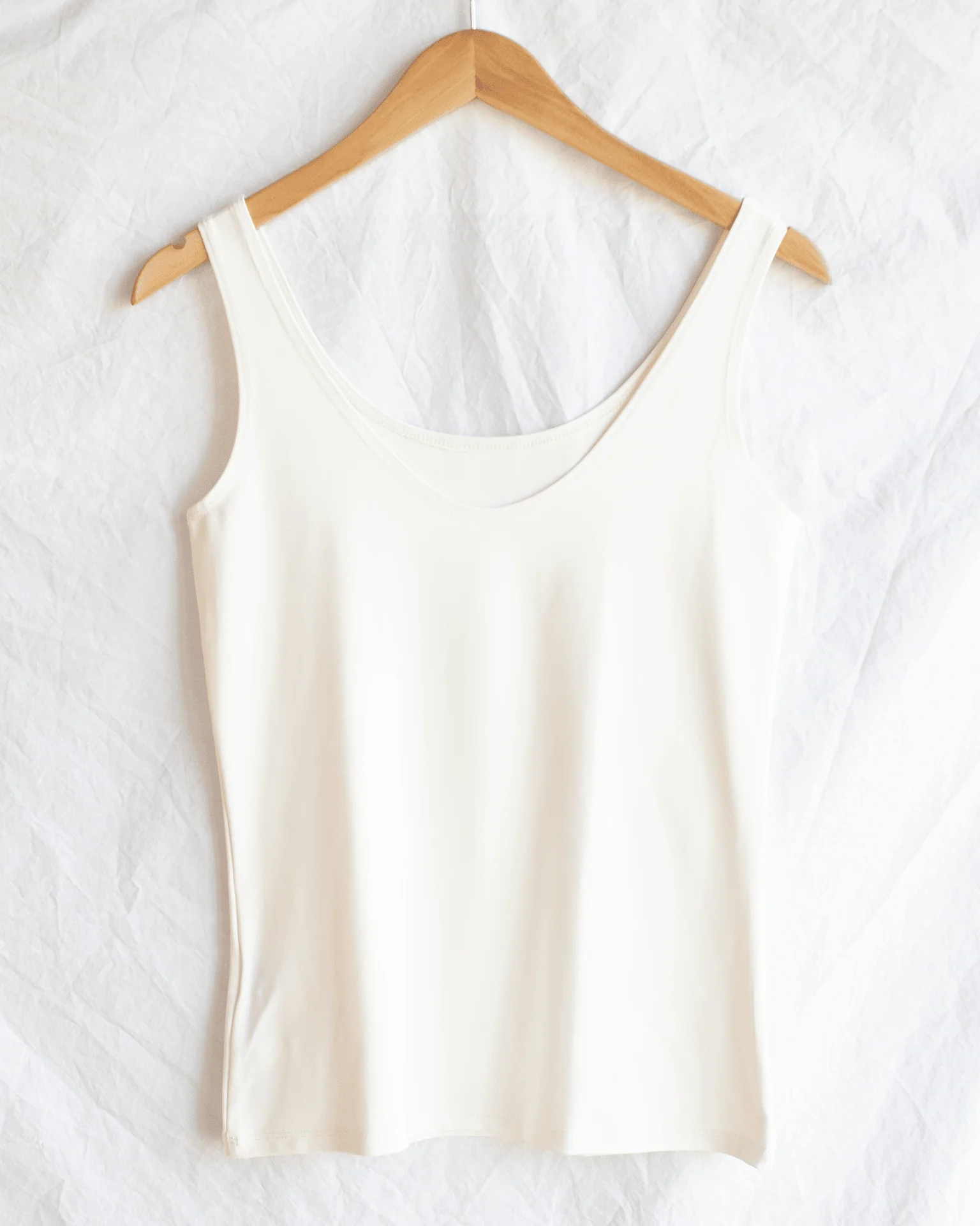 Del Low Back Tank in Cream - Image 3