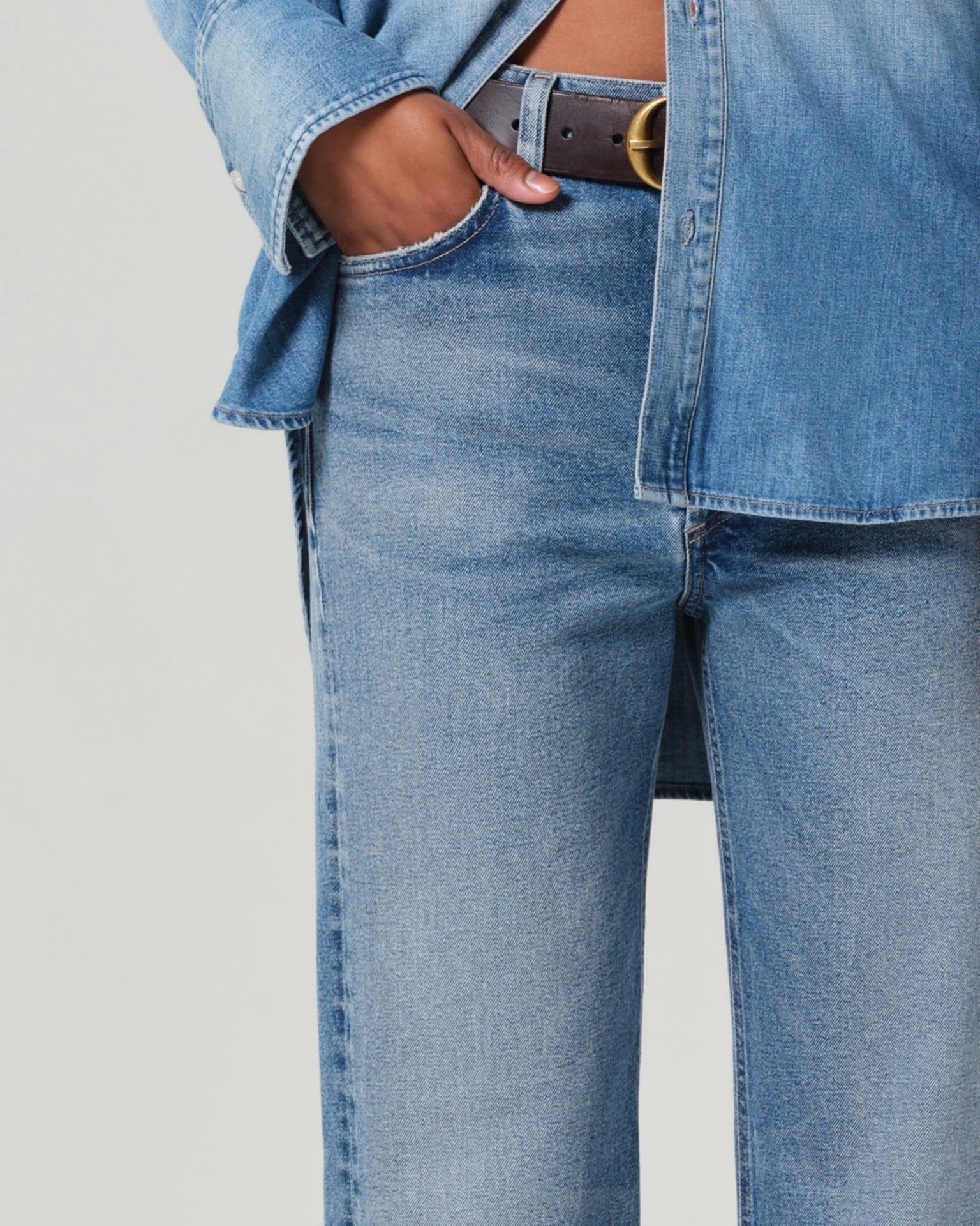 Delfina High Rise Straight Ankle in Elsinore - Image 3