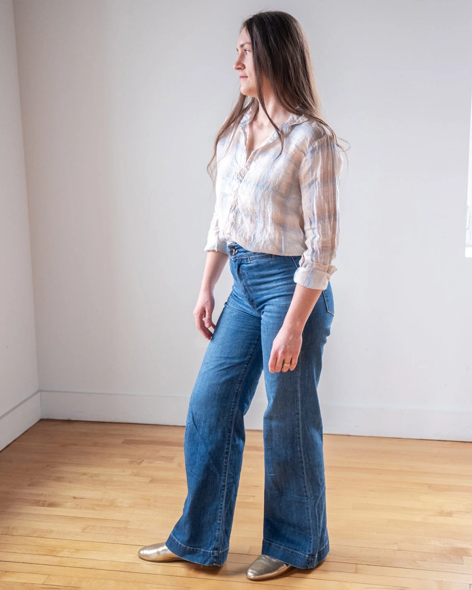 Dorie Top in White, Blue, & Wheat Linen Plaid - Image 2