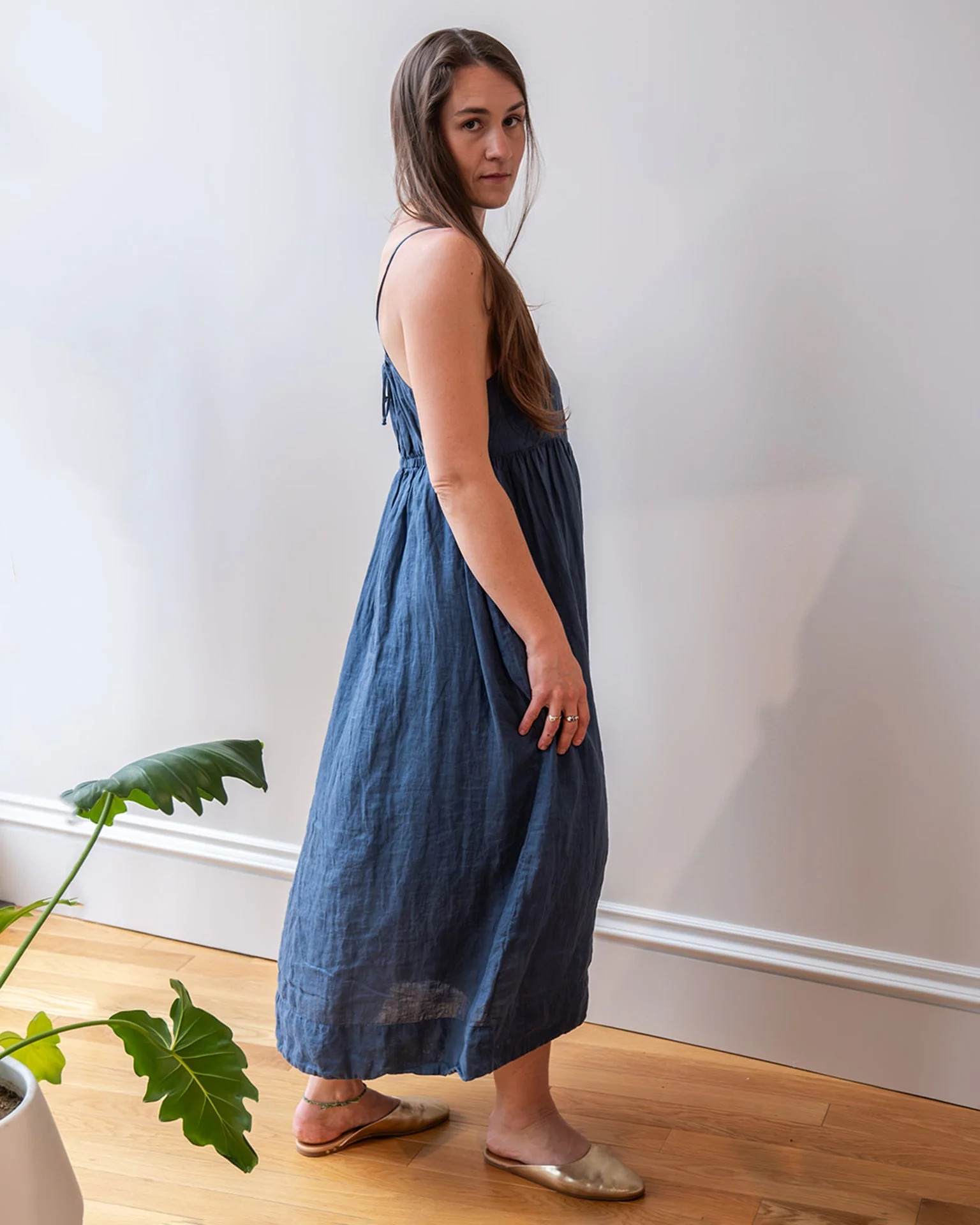 Eva Spaghetti Strap Dress in Moonlit Ocean Linen - Image 4