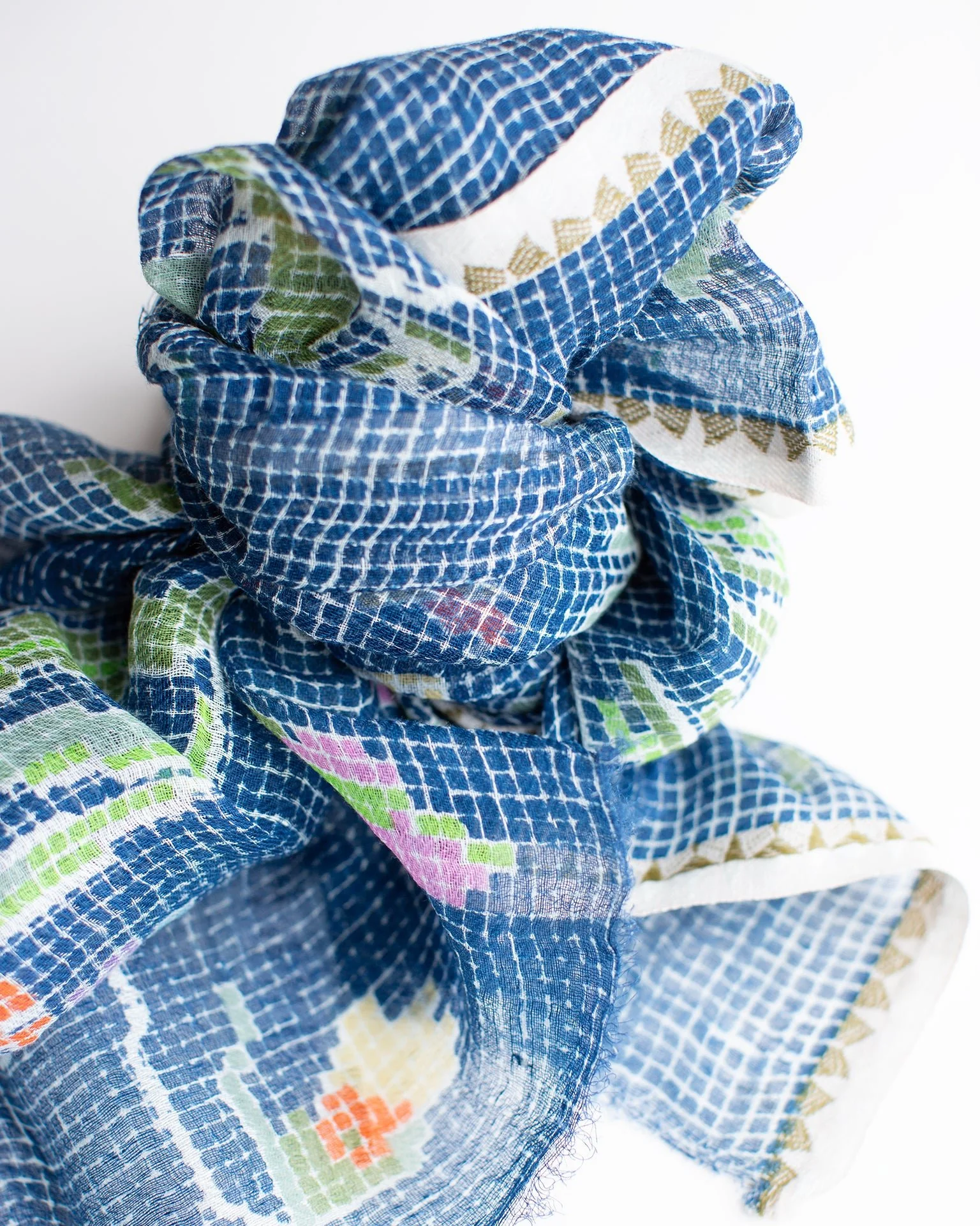 Fairytale Emb 70x180 Scarf in Midnight - Image 3