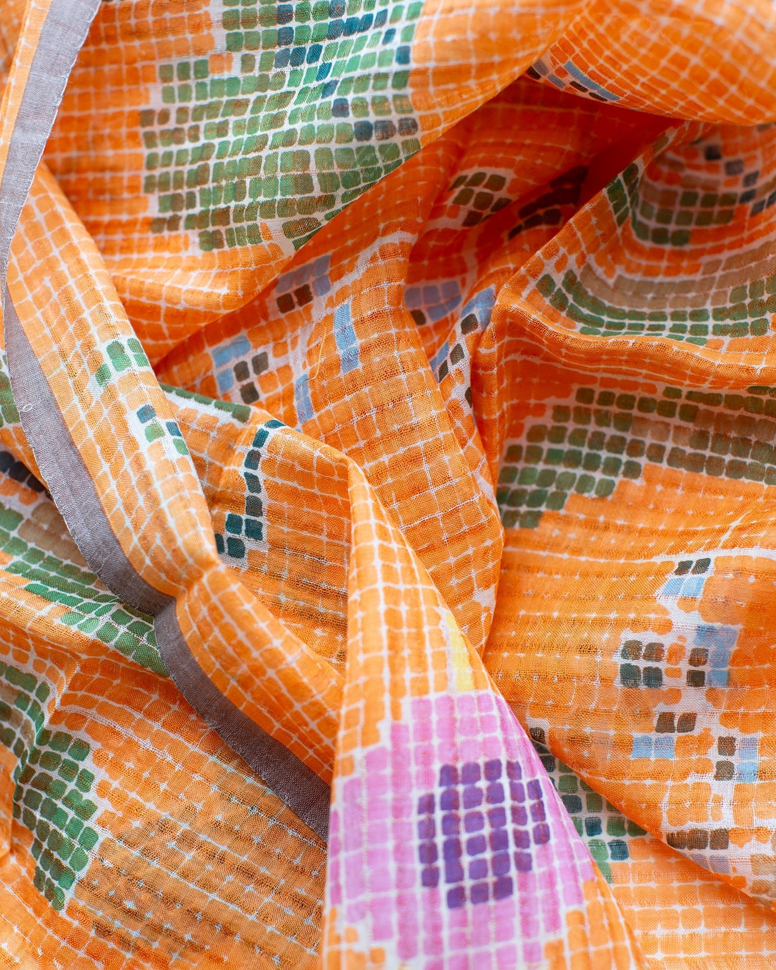 Fairytale Emb 80x190 Scarf in Mandarine - Image 2