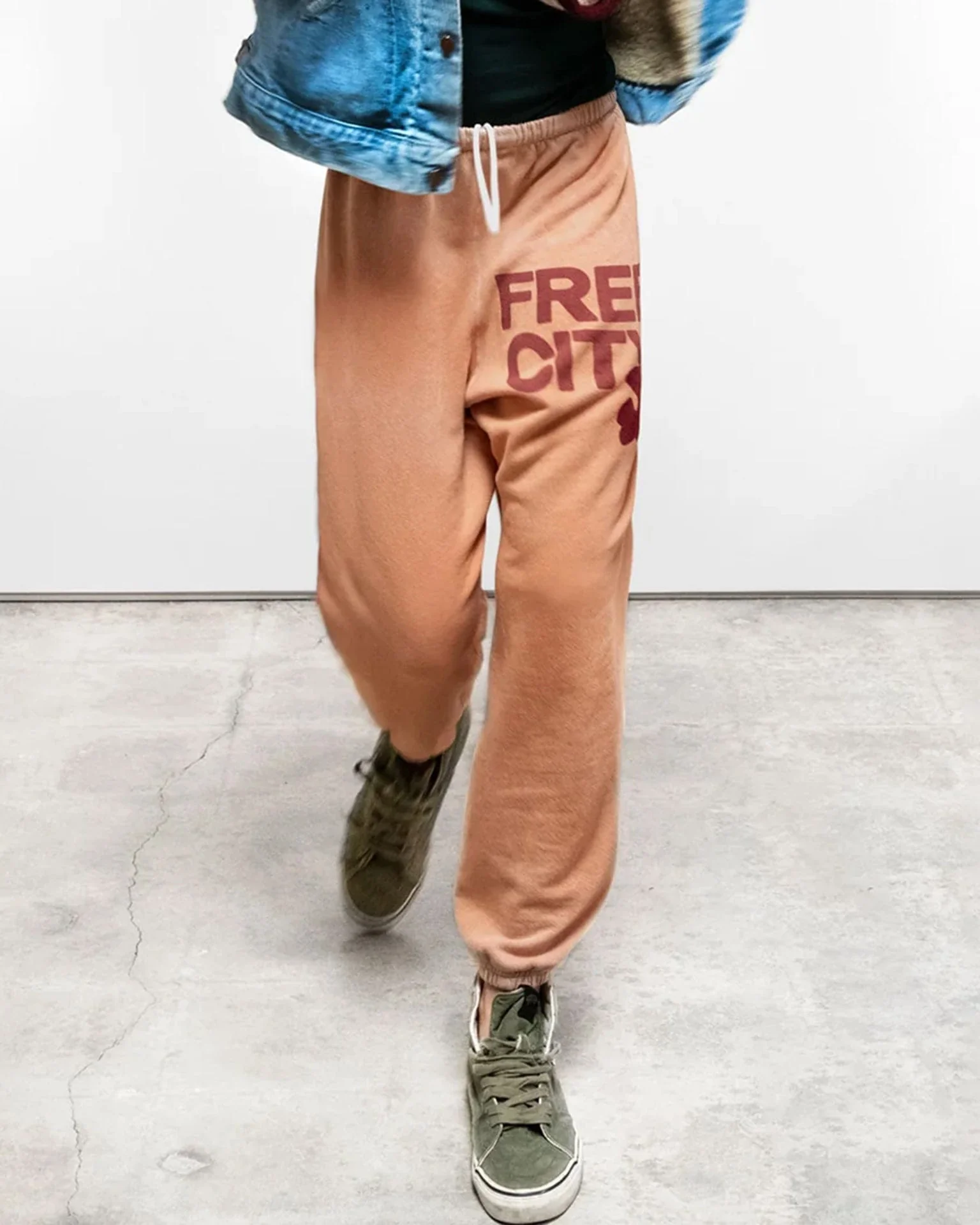FC Large Sweatpant in Canyon