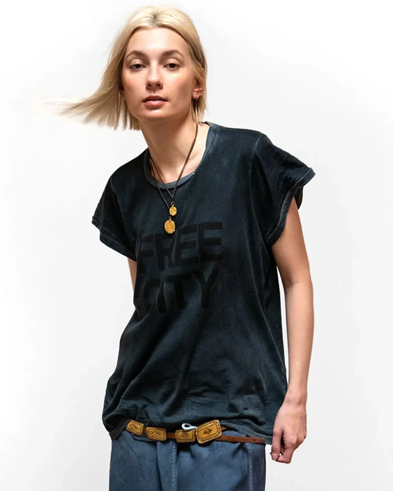 FC thedoingofitisthebeingofit Supervintage S/S Tee in Volcano Powder