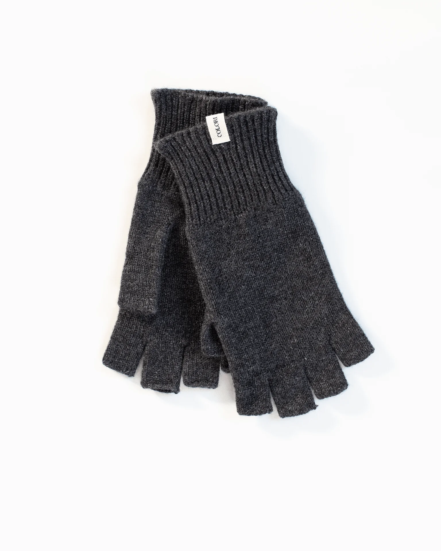 Fingerless Gloves in Carbon