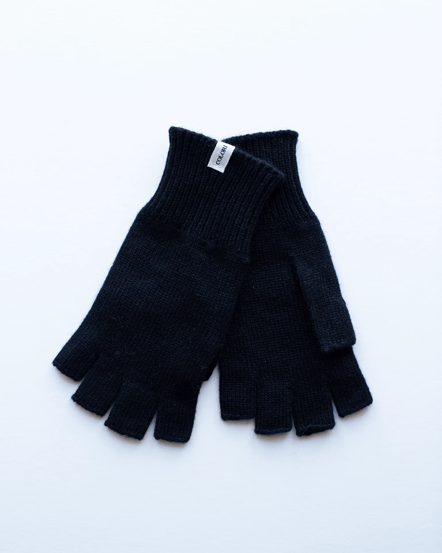 Fingerless Gloves in Embassy