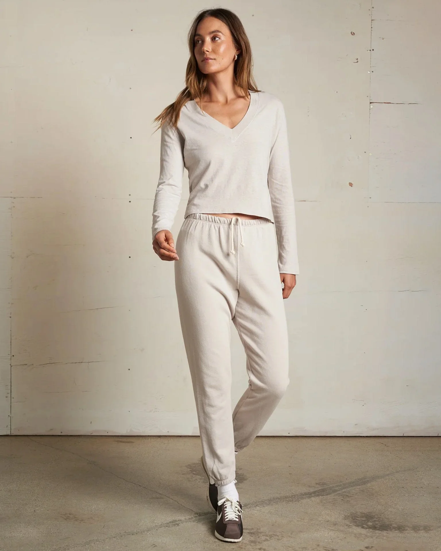 Fiona Long Sleeve Recycled V Neck in Silver - Image 3