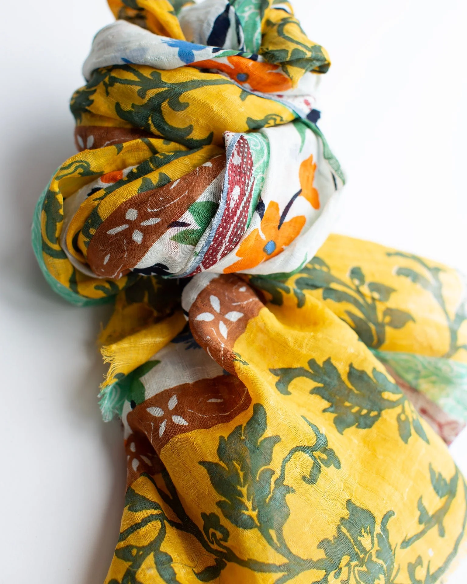 Flying Carpet Scarf in Gold - Image 3