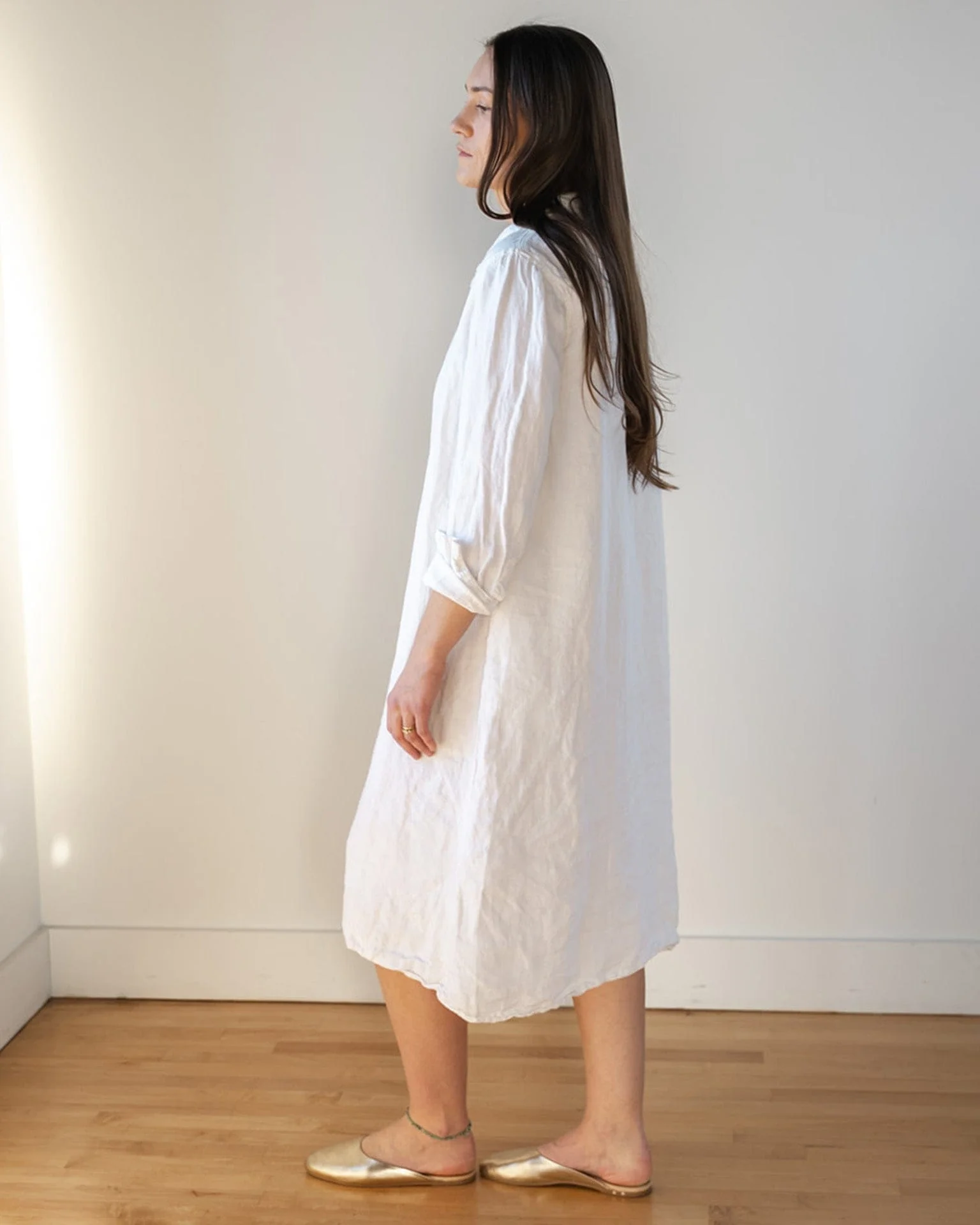 Frankie Long Shirtdress in White Linen Twill - Image 2