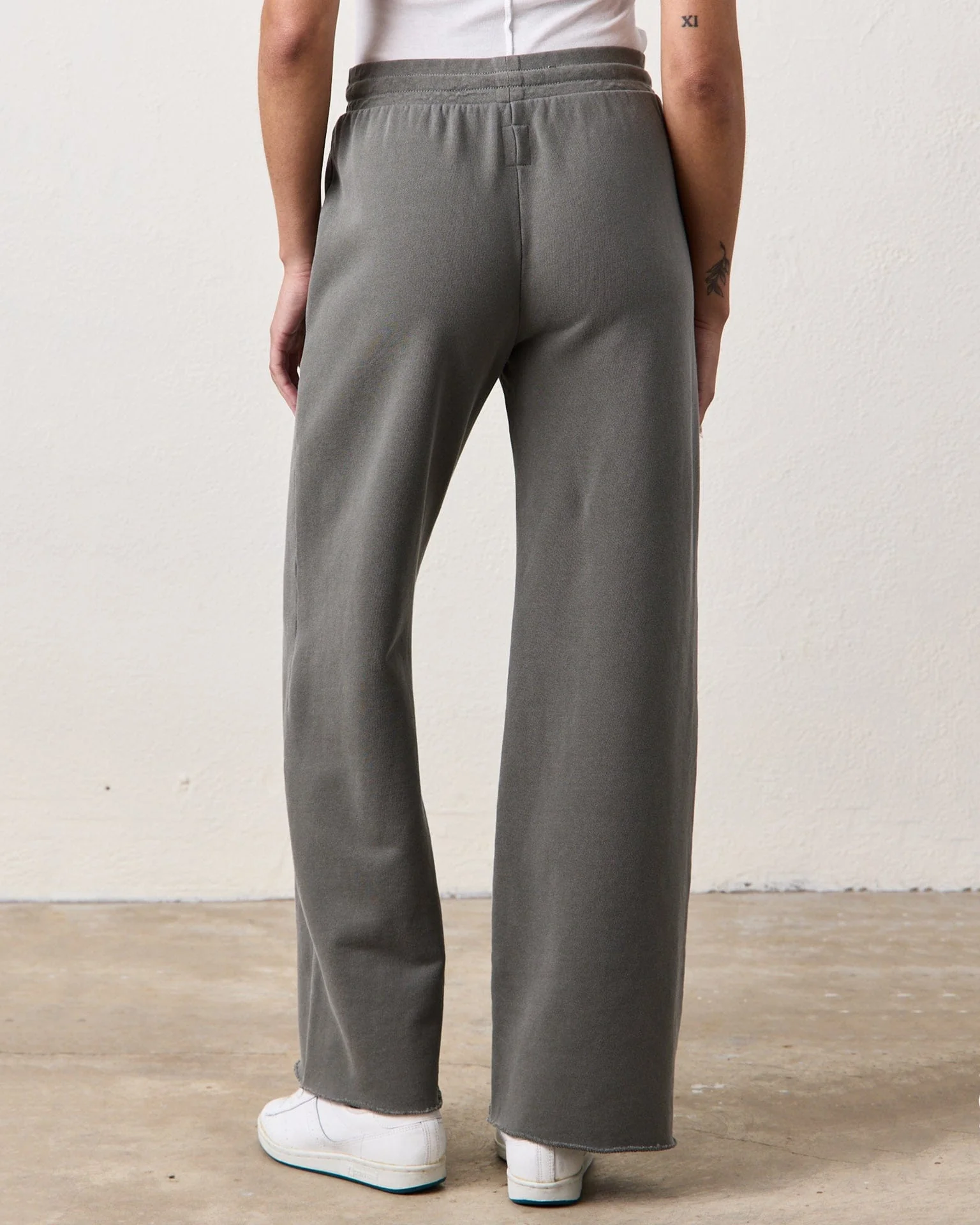 Franky Drawstring Baker Sweats in Faded Olive - Image 3