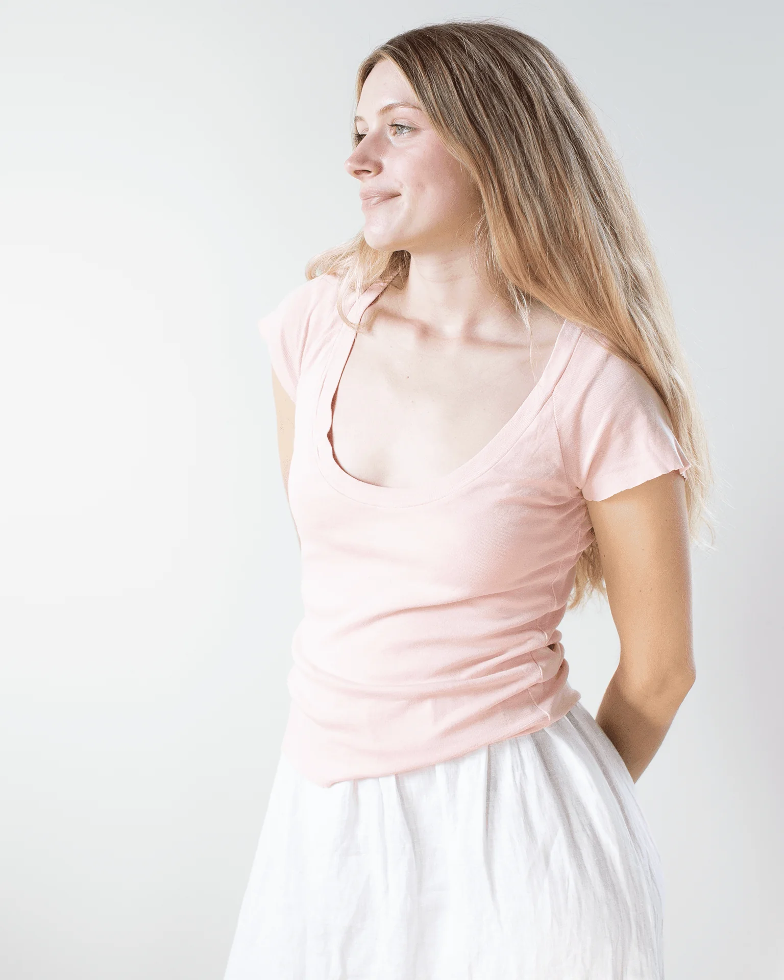 Gia Fitted Rib U Neck in Rosy - Image 2