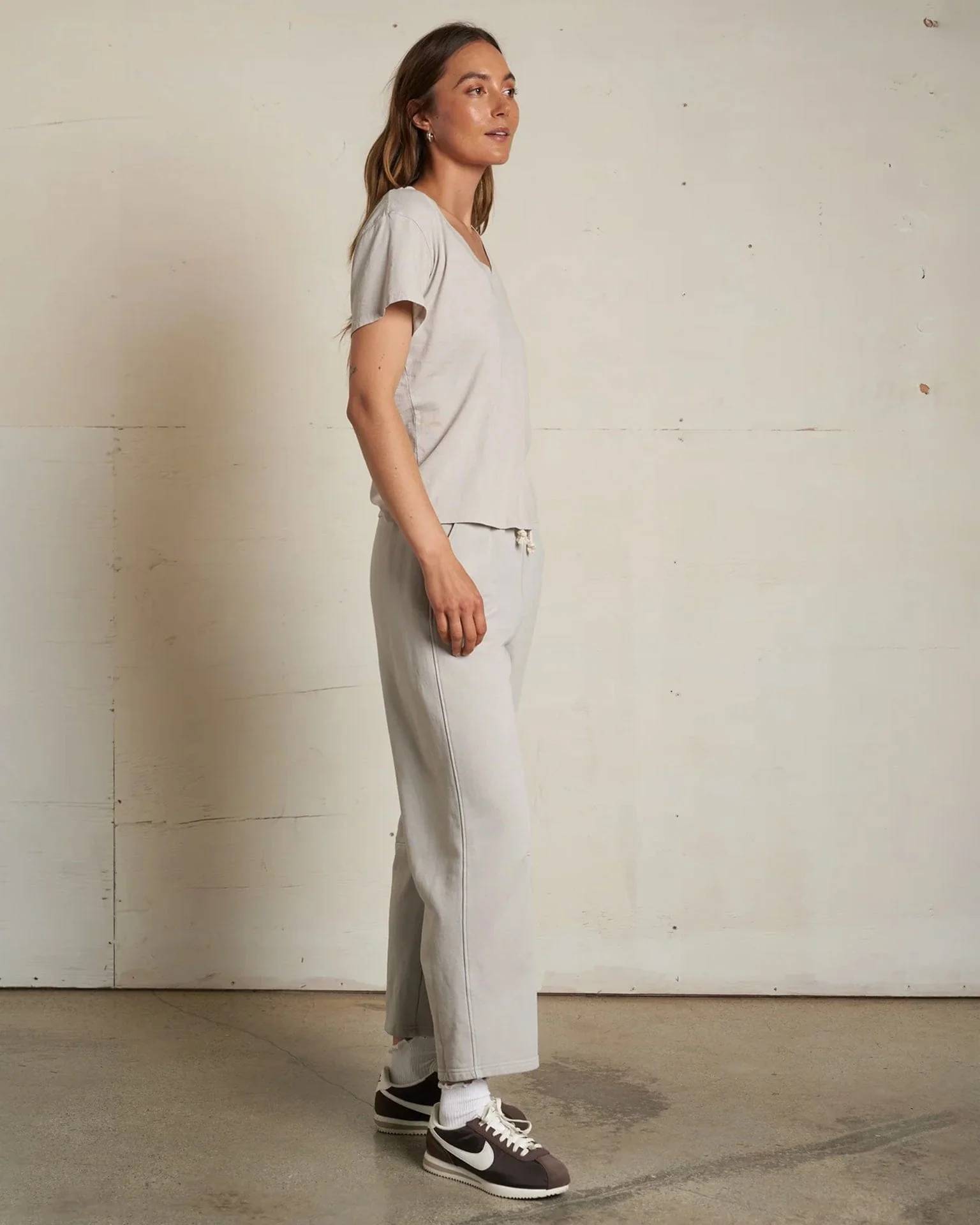 Hendrix Cotton S/S Boxy V Neck Tee in Silver - Image 2