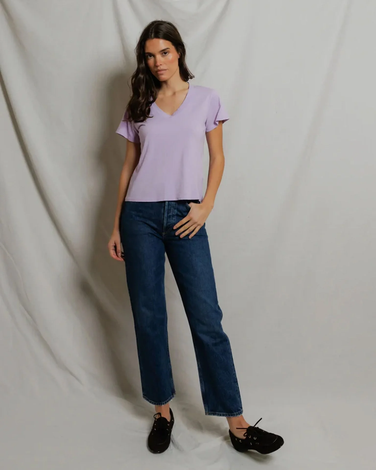 Hendrix - Cotton Short Sleeve Boxy V Neck Tee in Ultraviolet - Image 2
