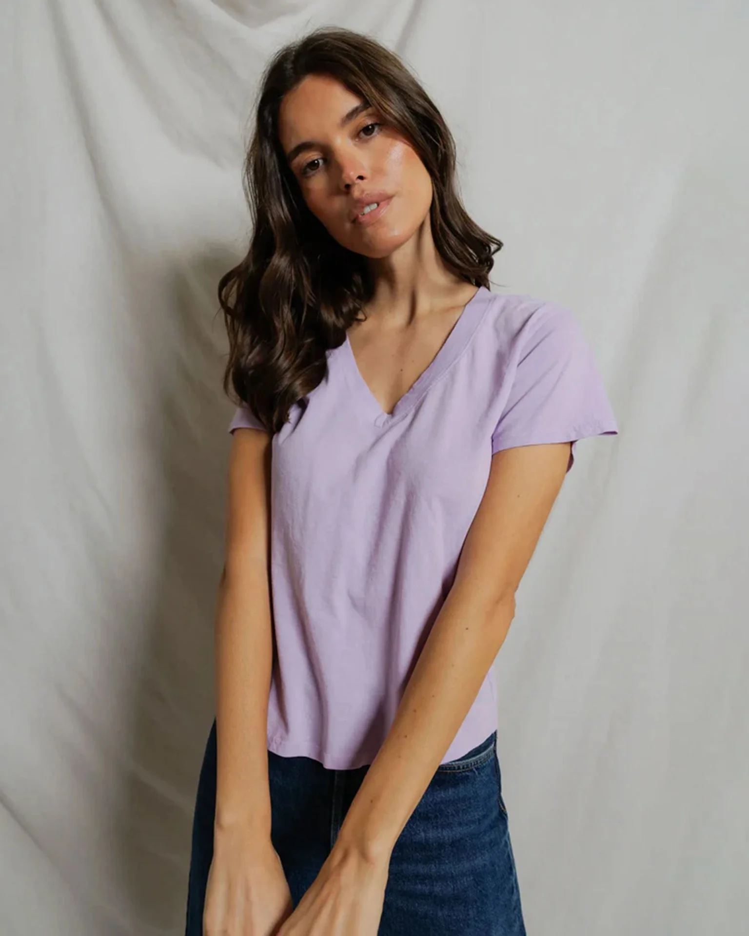 Hendrix - Cotton Short Sleeve Boxy V Neck Tee in Ultraviolet - Image 3