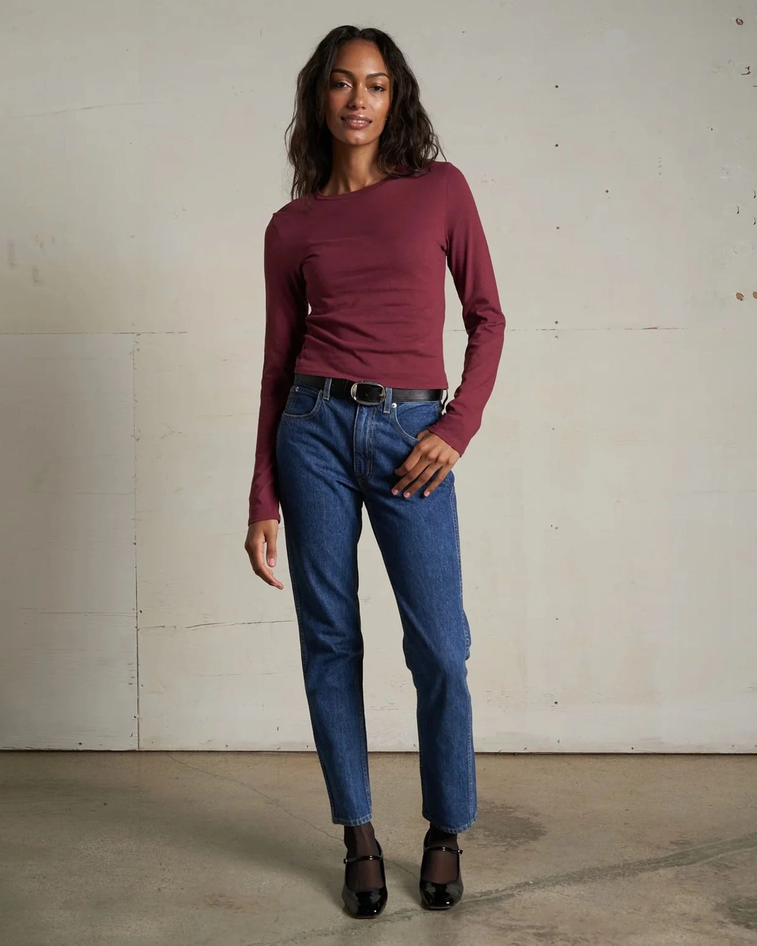 Jamie Recycled Cotton L/S in Dark Burgundy - Image 2