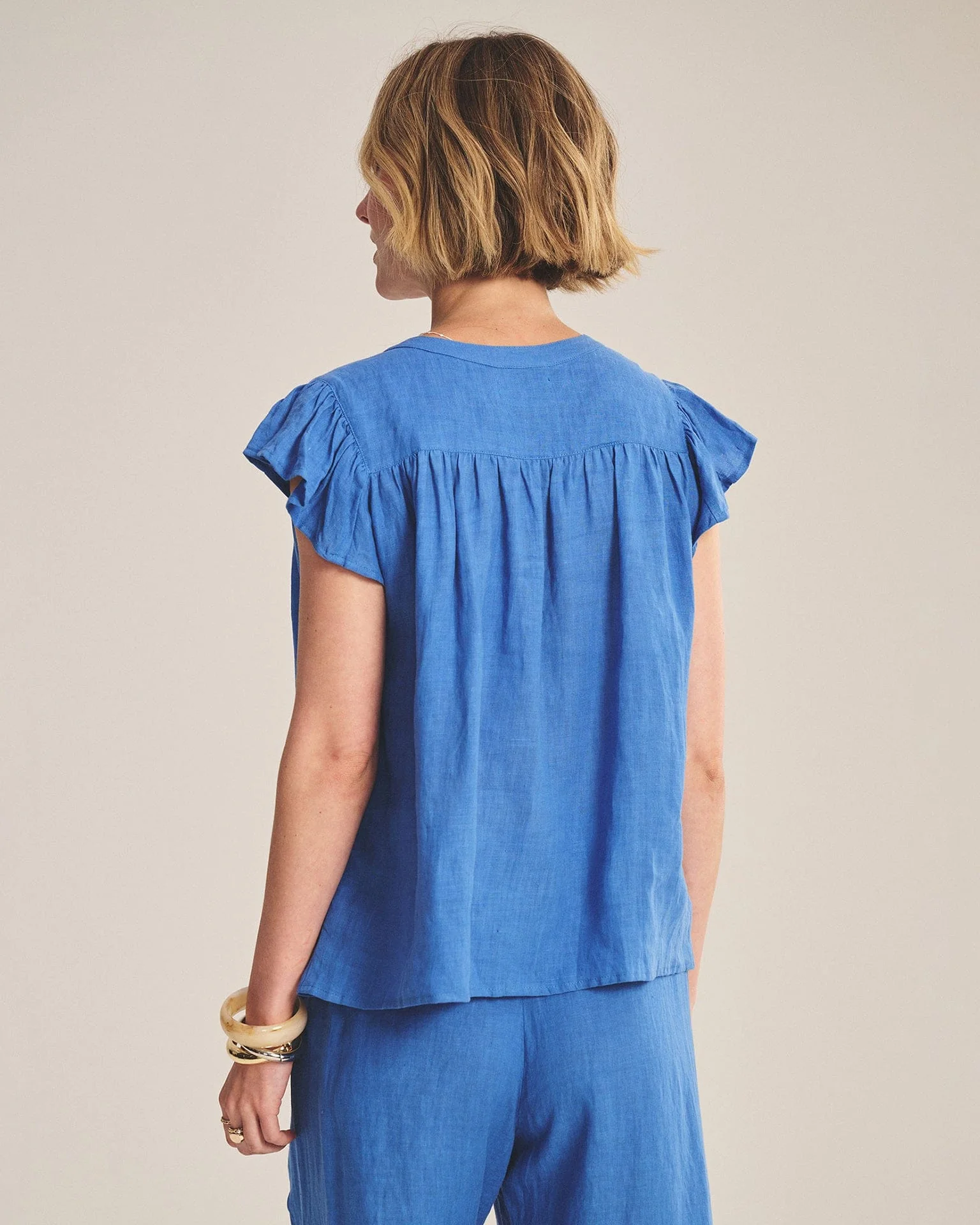 Janey Ruffle Short Sleeve Button Down in Bluejay - Image 5