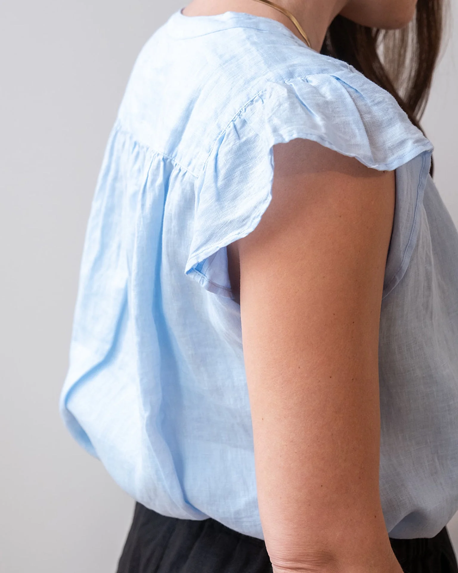 Janey Ruffle Short Sleeve Button Top in Sailboat - Image 5