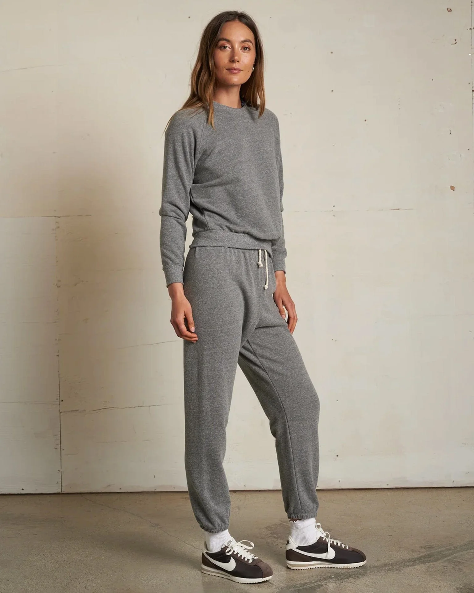 Johnny French Terry Easy Sweatpant in Dark Heather Grey - Image 4